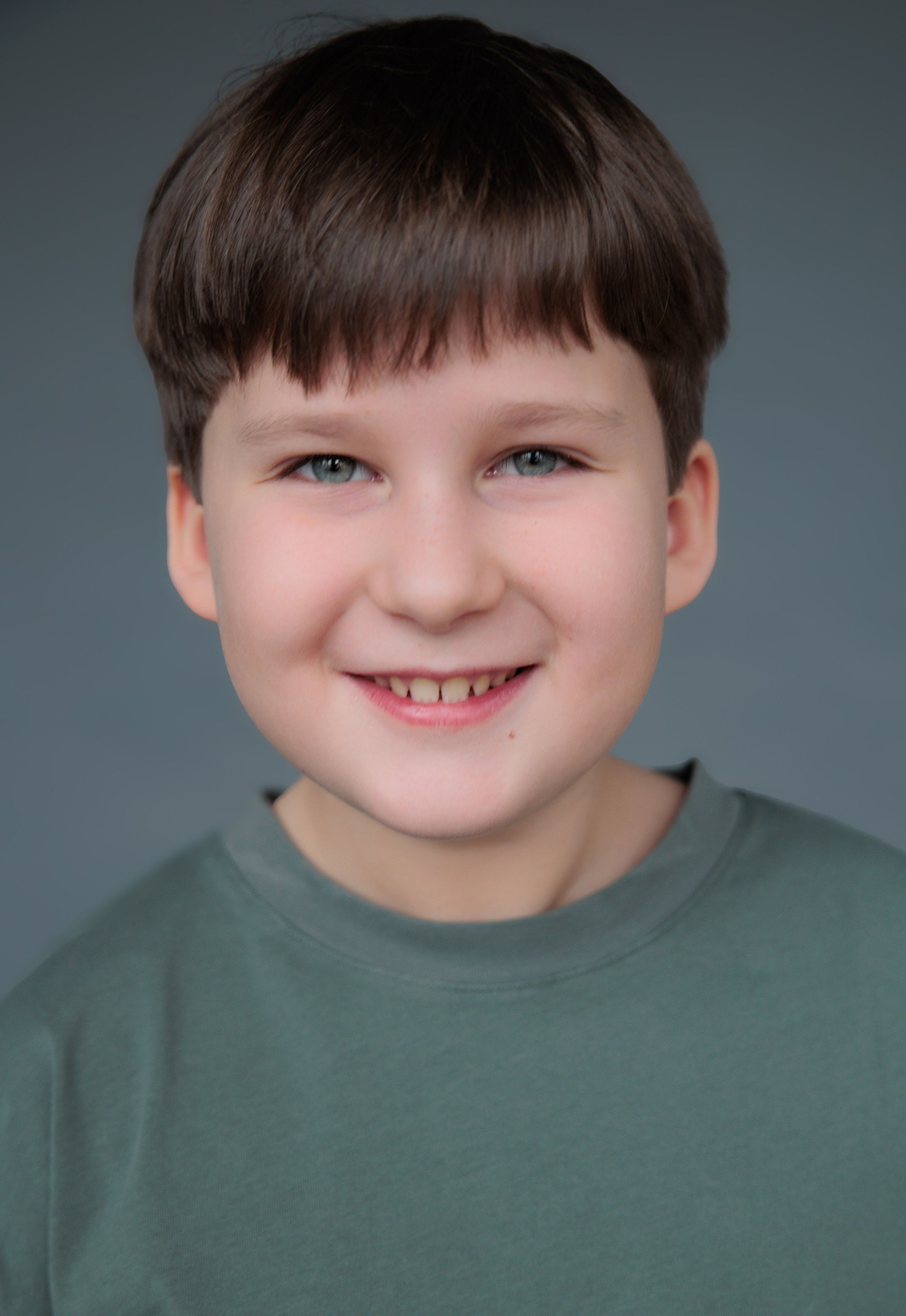 МАТВЕЙ. Я фотограф из Москвы к Вашим услугам