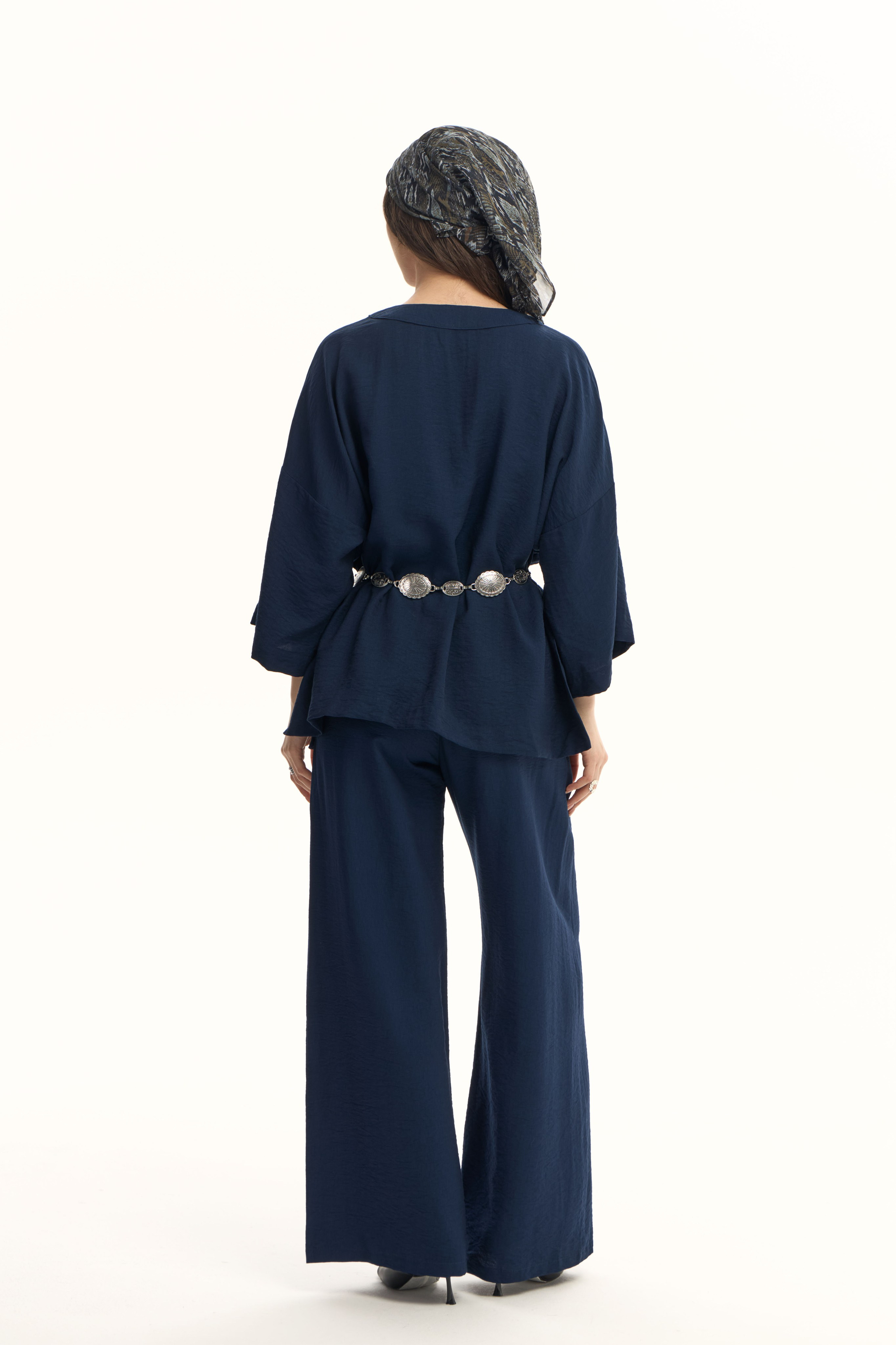 LAGUNA. Фотограф для брендов из Санкт-Петербурга Элина Каспаравичюс