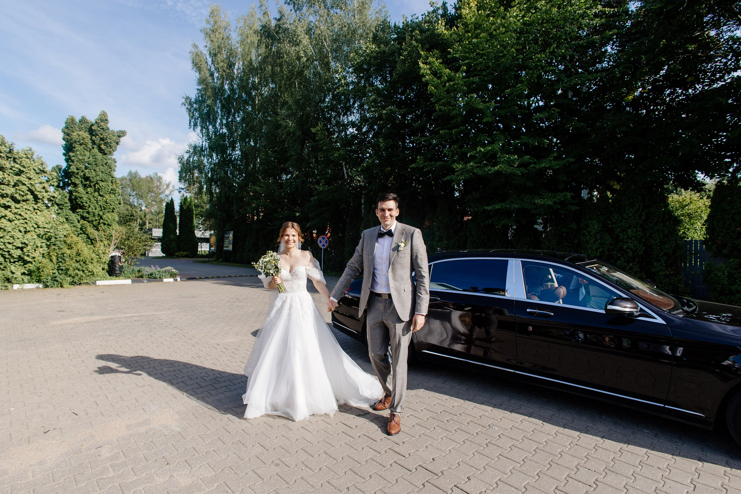 Свадебное утро в Hyatt Regency Хаятт Редженси, свадебная прогулка на Арме и банкет в О’Шалей. Свадебный и семейный фотограф Екатерина Иванова