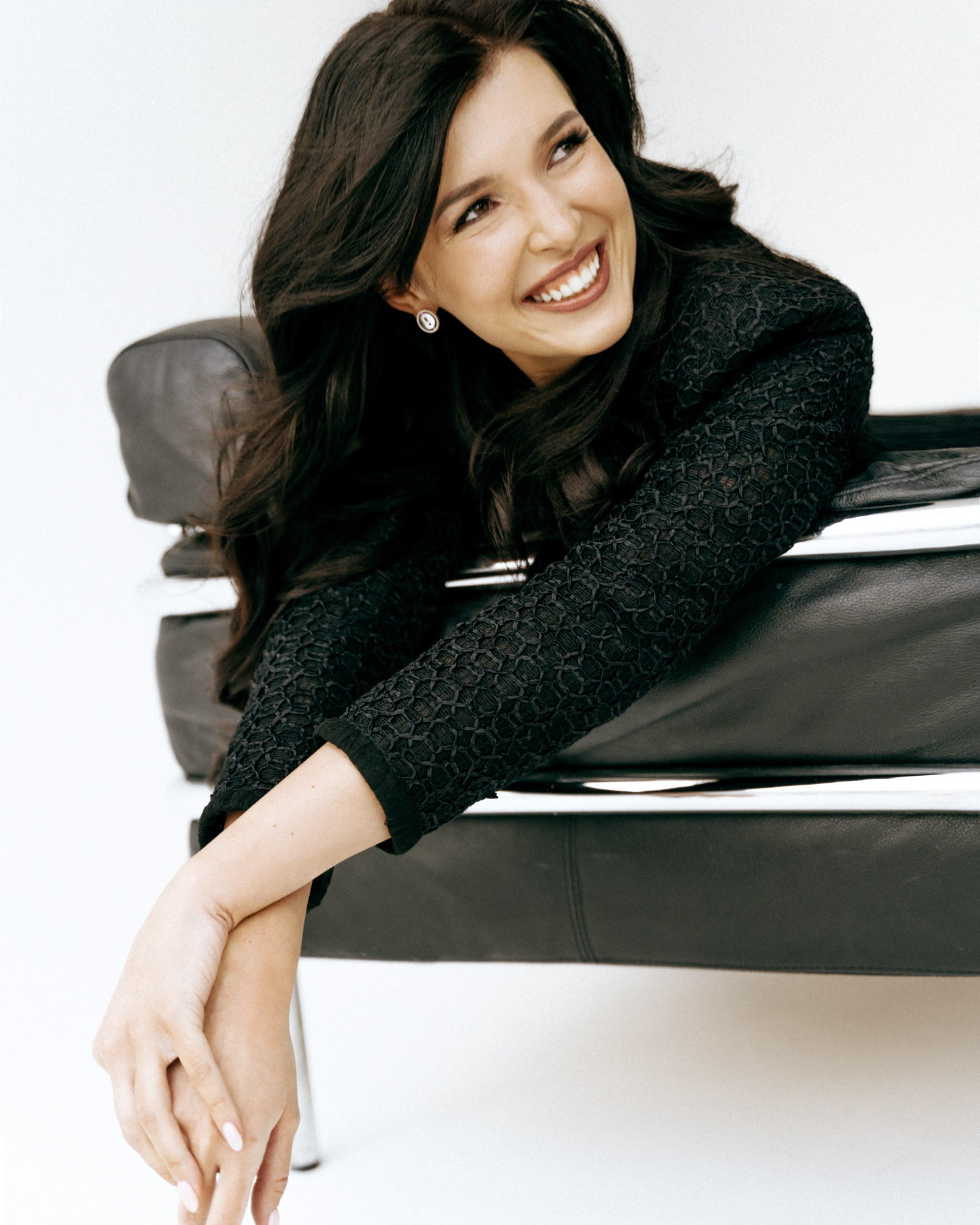 Zhenya. Фотограф для людей и их брендов