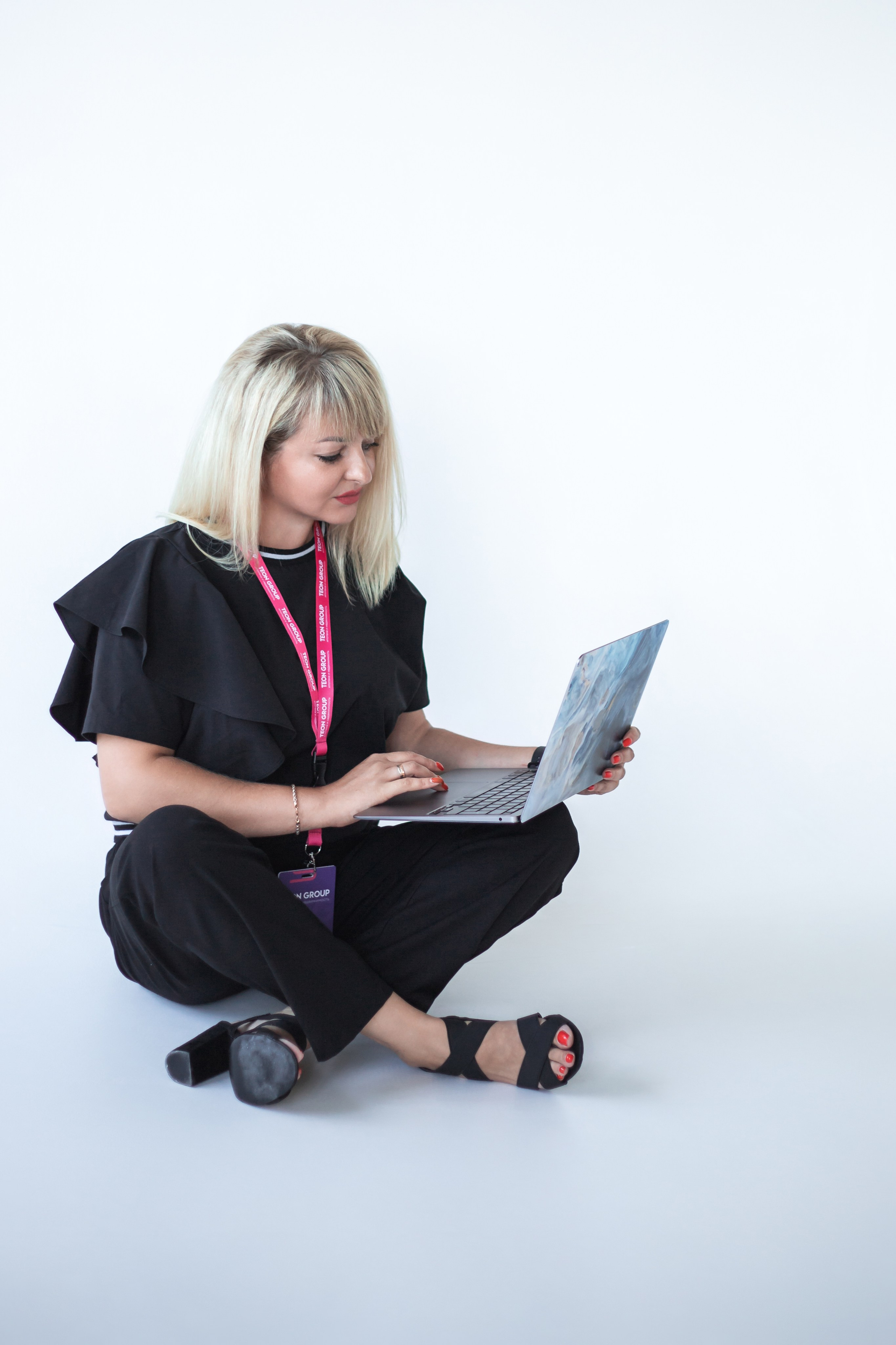 TEON Group_бизнес-портрет сотрудников. Фотограф Воронеж, Новая Усмань Мария Бублик