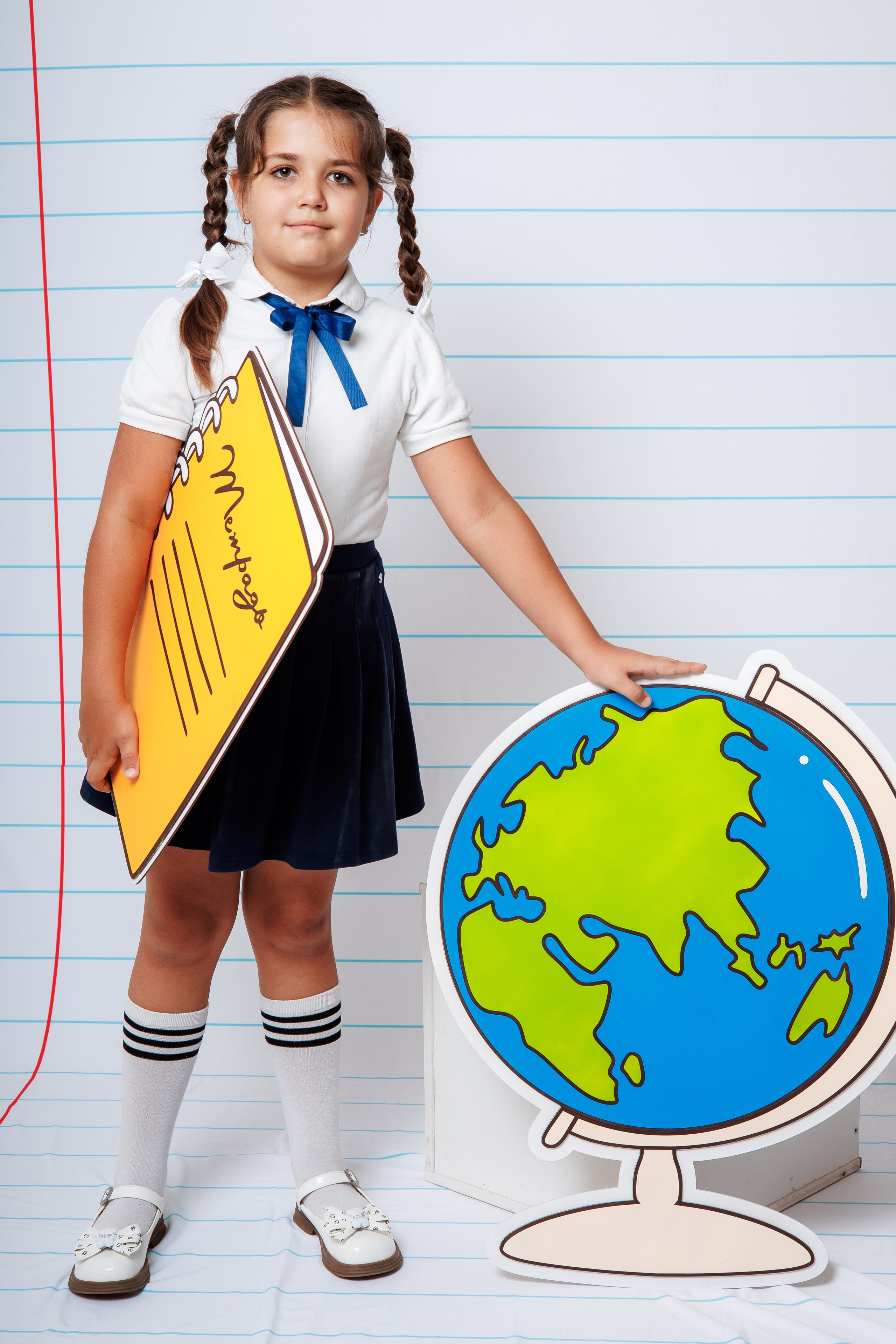 «Тетрадный лист». Выпускные альбомы в Донецке и ДНР. Фотограф Донецк и ДНР