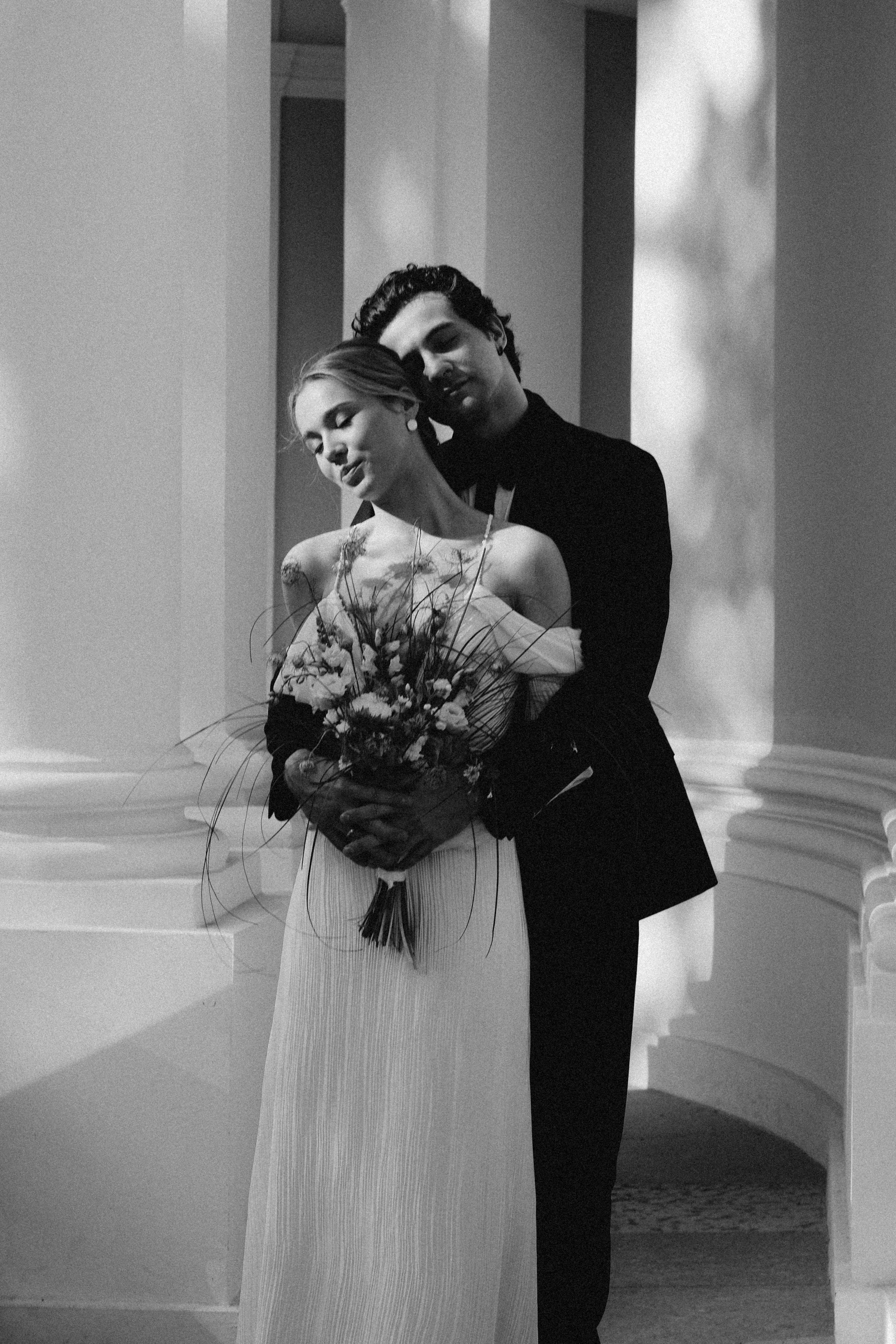 СВАДЕБНАЯ СЬЕМКА В ПАРКЕ ОРАНИЕНБАУМ. Профессиональный фотограф, Санкт-Петербург — Виктория Богомолова