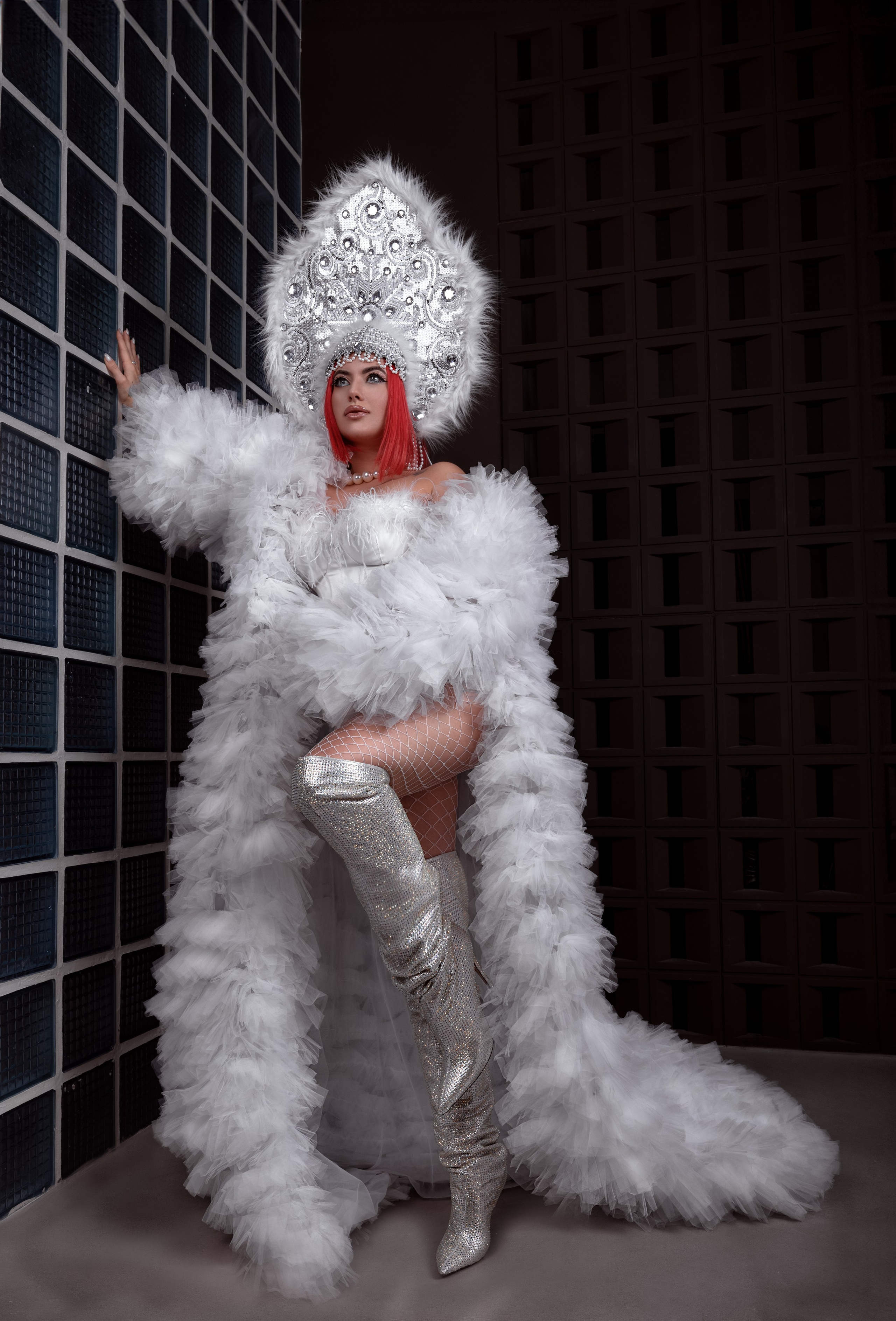 Модная Снегурка. Cruelsyra —фотограф в Хабаровске. Портретная и фэшн съемка