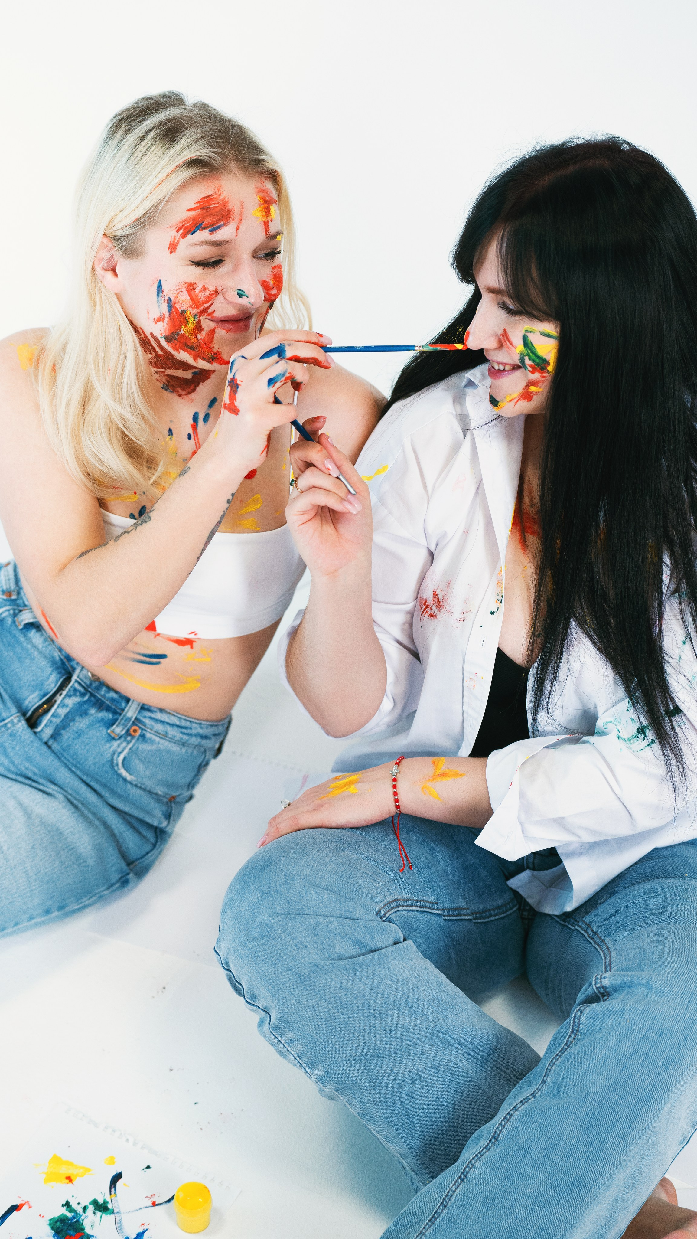 Женские студийные портреты. Главная