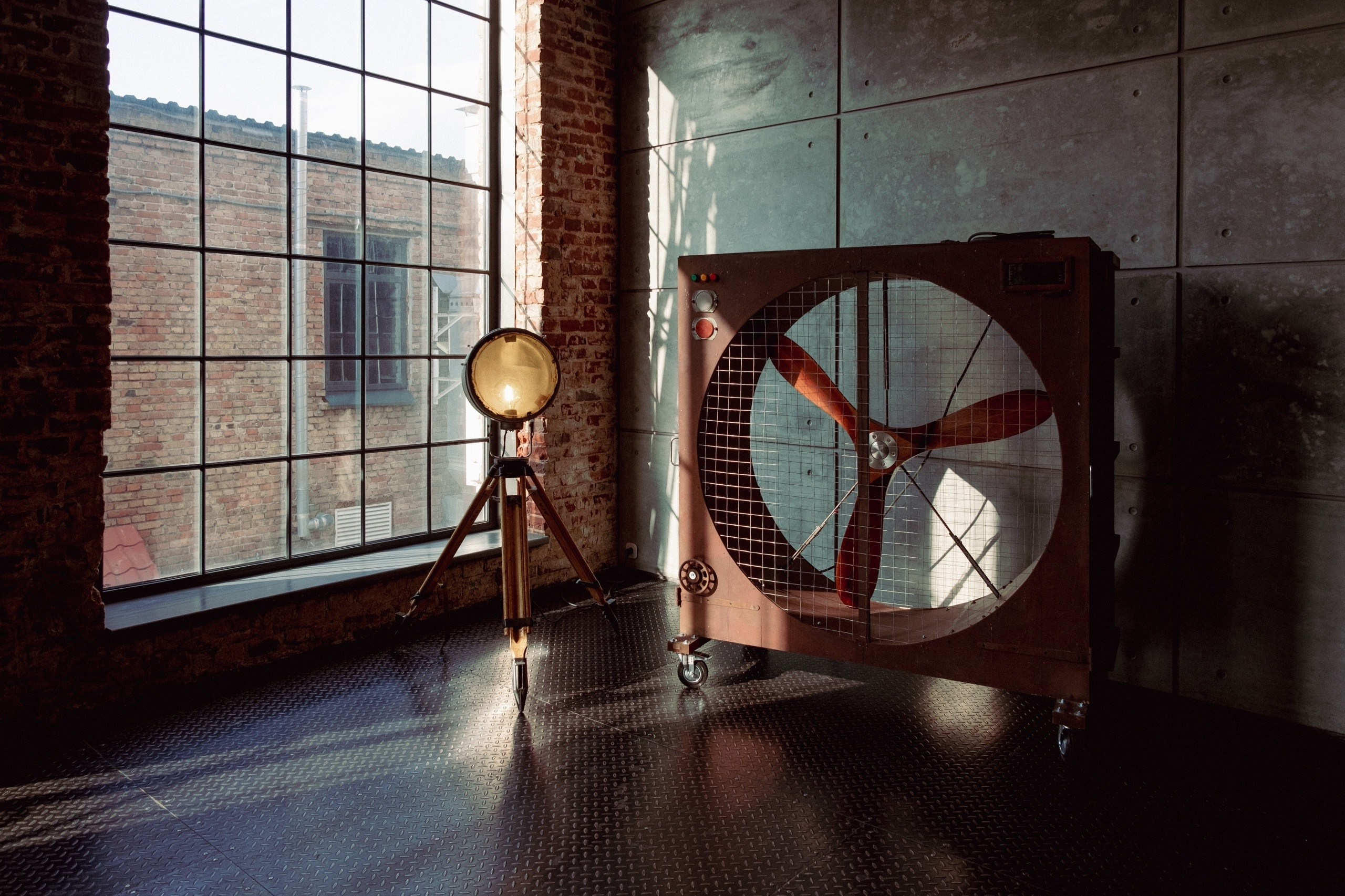 Фотостудия "Простор" зал «AVIOR». Свадебный фотограф в Ростове Александра Груздева