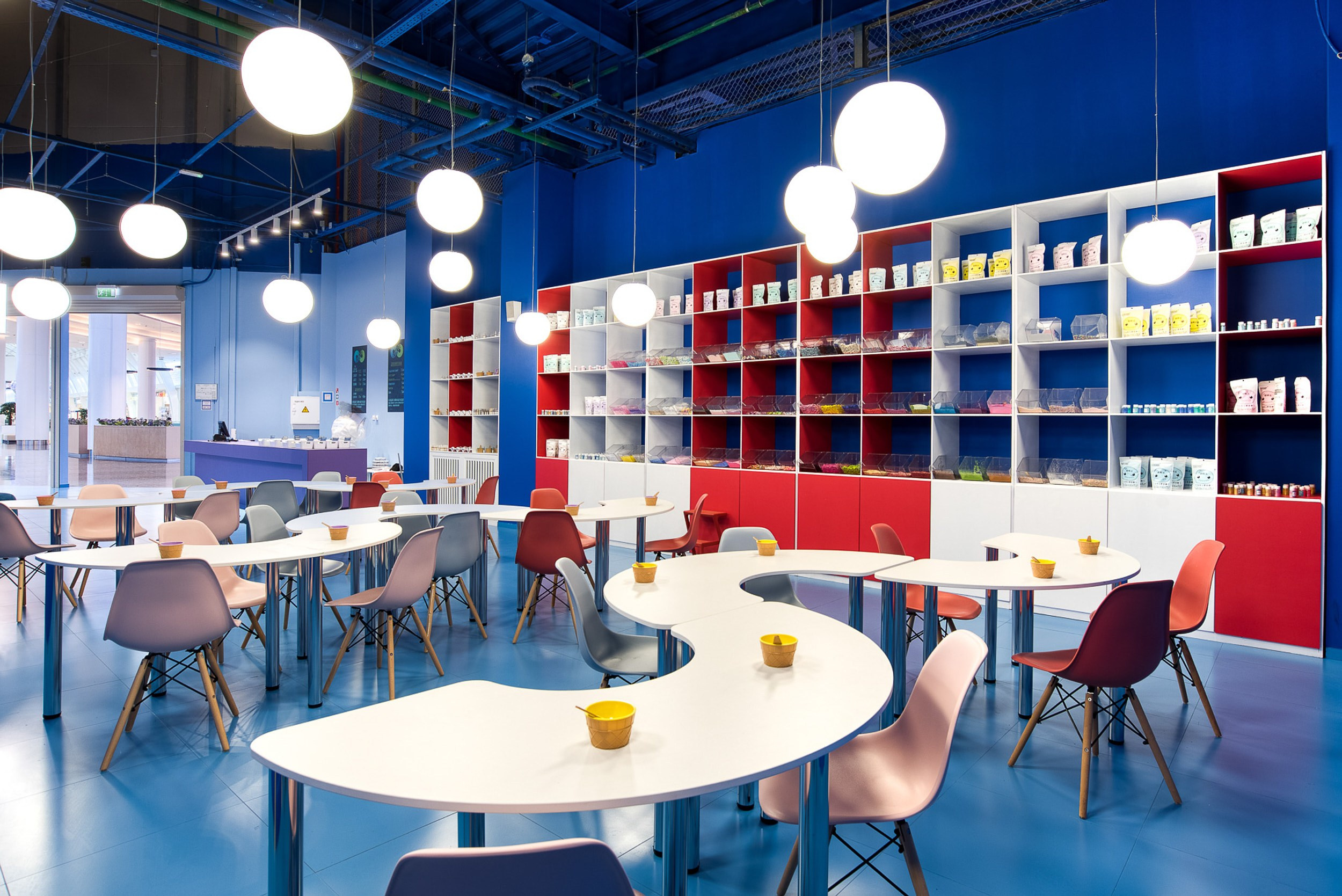 Ретейл. Герман Лепёхин коммерческий фотограф в Москве: репортаж, портреты, интерьеры, производство