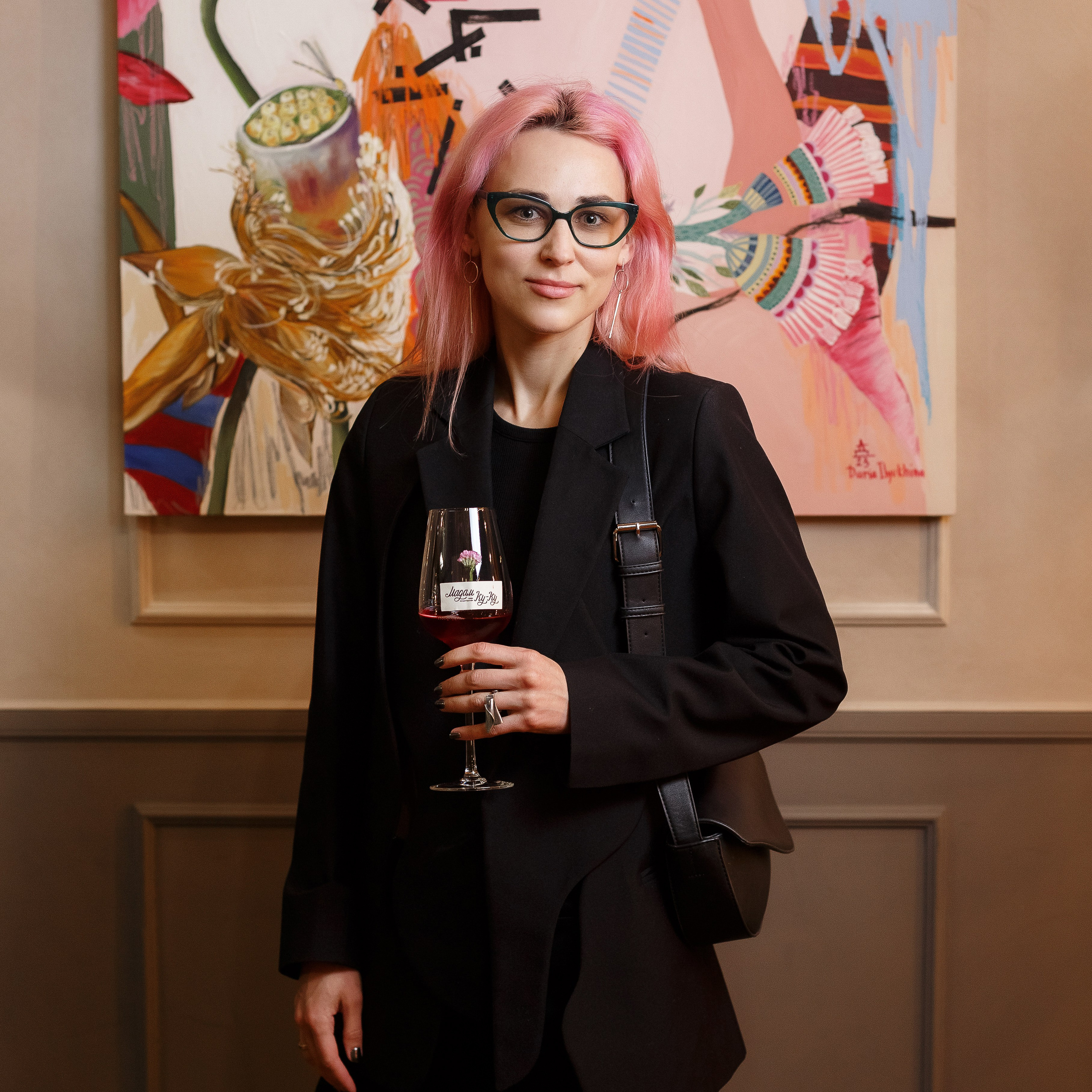 Искусство и утонченность: выставка в Мадам Куку в Таганроге. Свадебный и семейный фотограф в Таганроге Бакарюк Антон