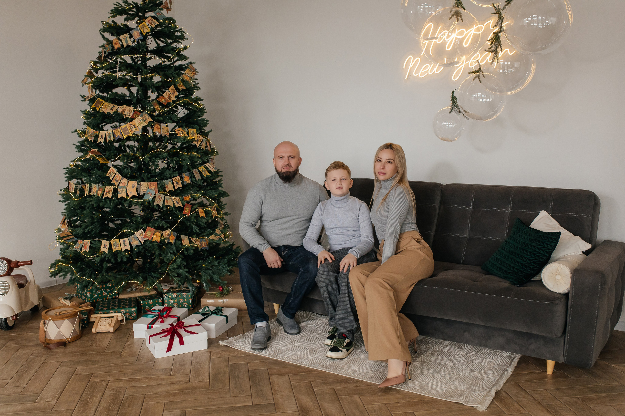 Дневная новогодняя семейная фотосессия. Свадебный фотограф в Ростове-на-Дону и Азове Малявка Анастасия