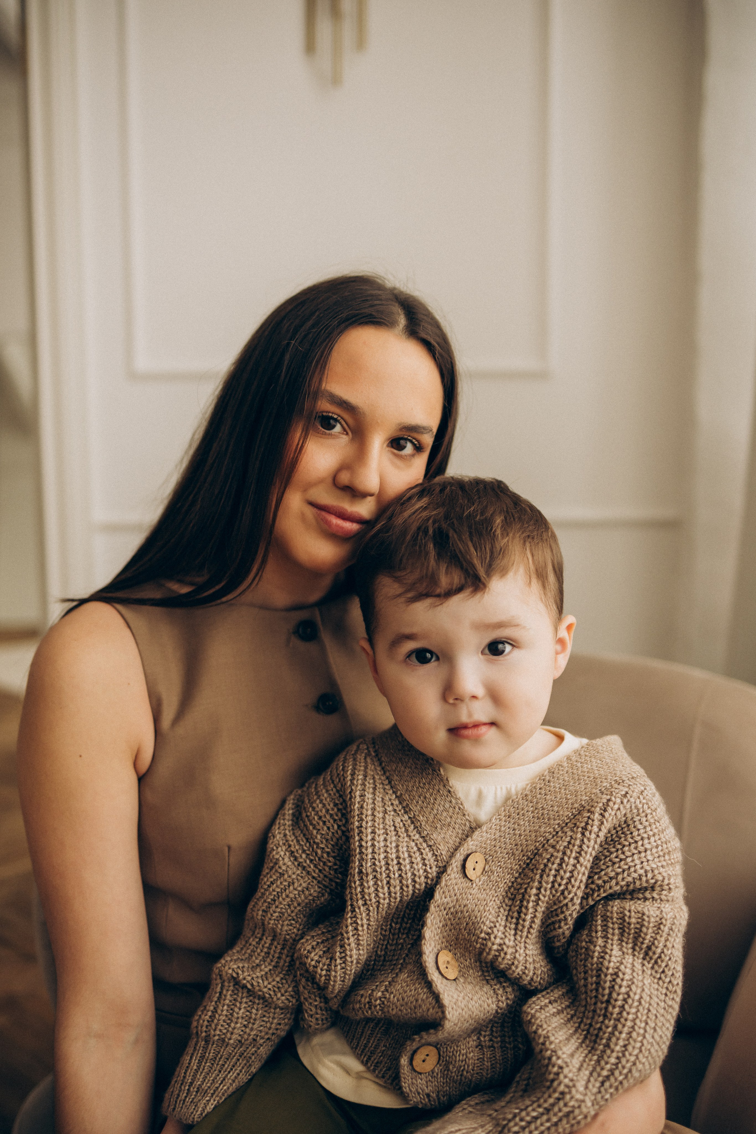 Семейная фотосессия Москва, семейный фотограф в Москве, семейная фотосессия, детский фотограф, семейная фотосессия в студии, фотосессия мама и сын