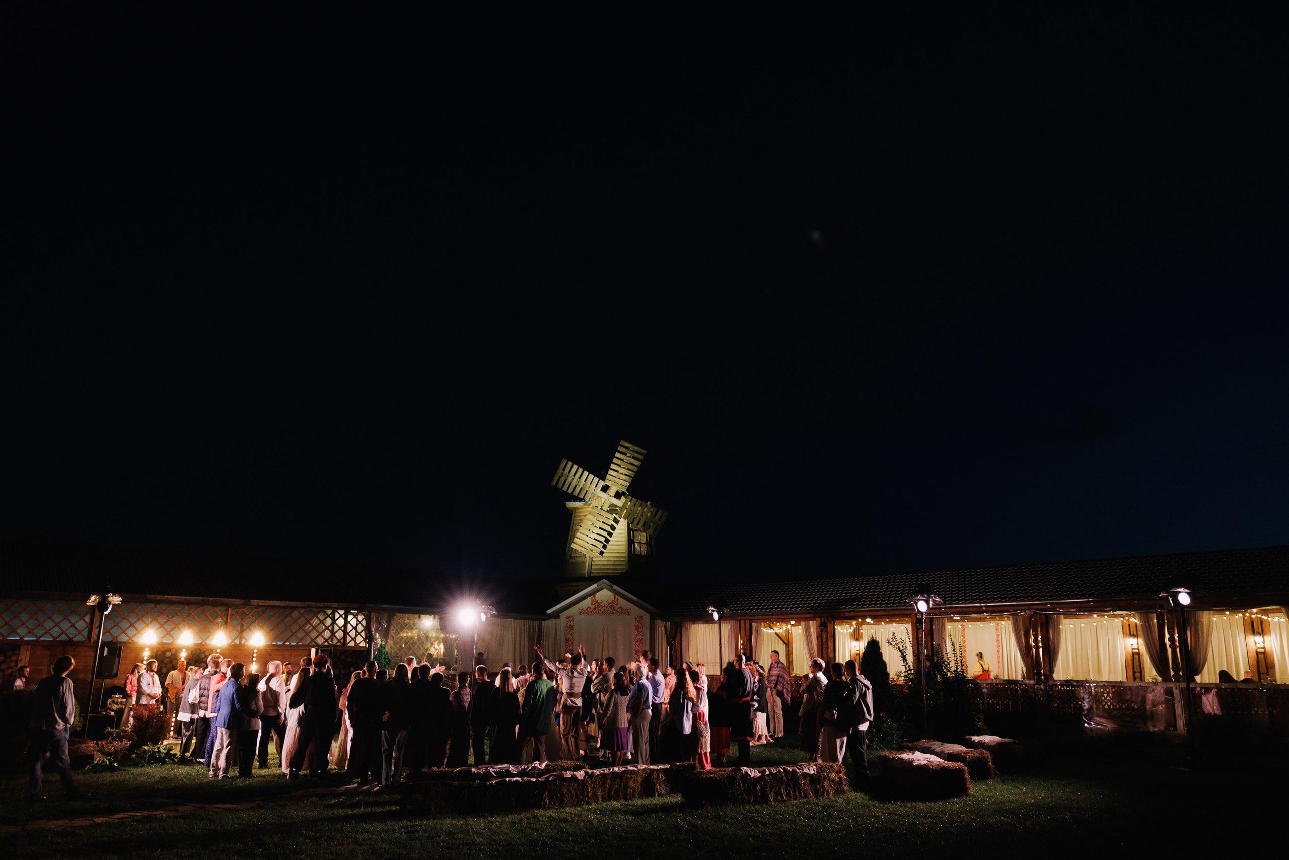 Artem & Viktoria. Wedding and family photographer in Moscow