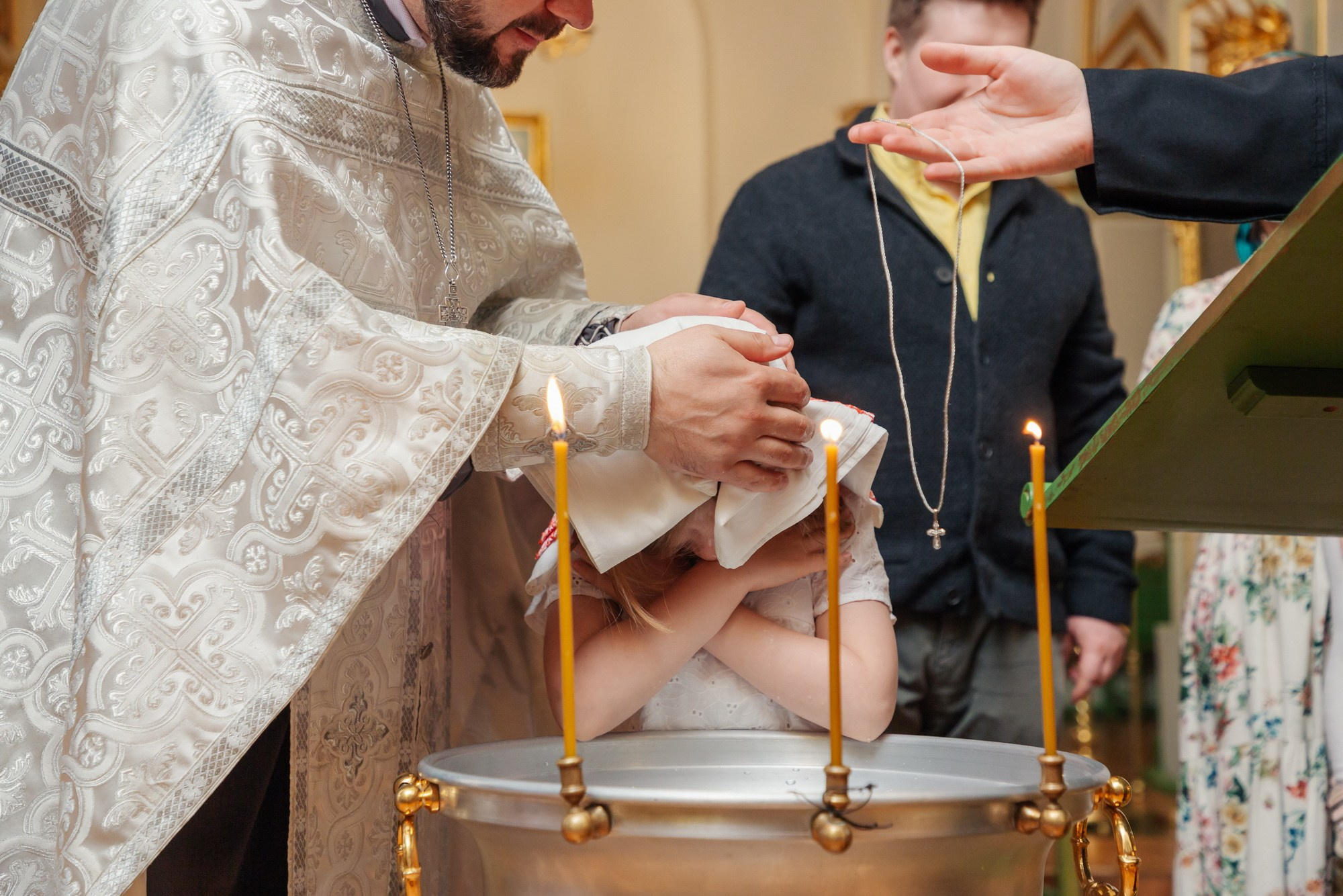 крещение без крестных, где можно покрестить, Никольский собор сколько стоит крещение, где провести крещение без крестных, цена крестин в спб