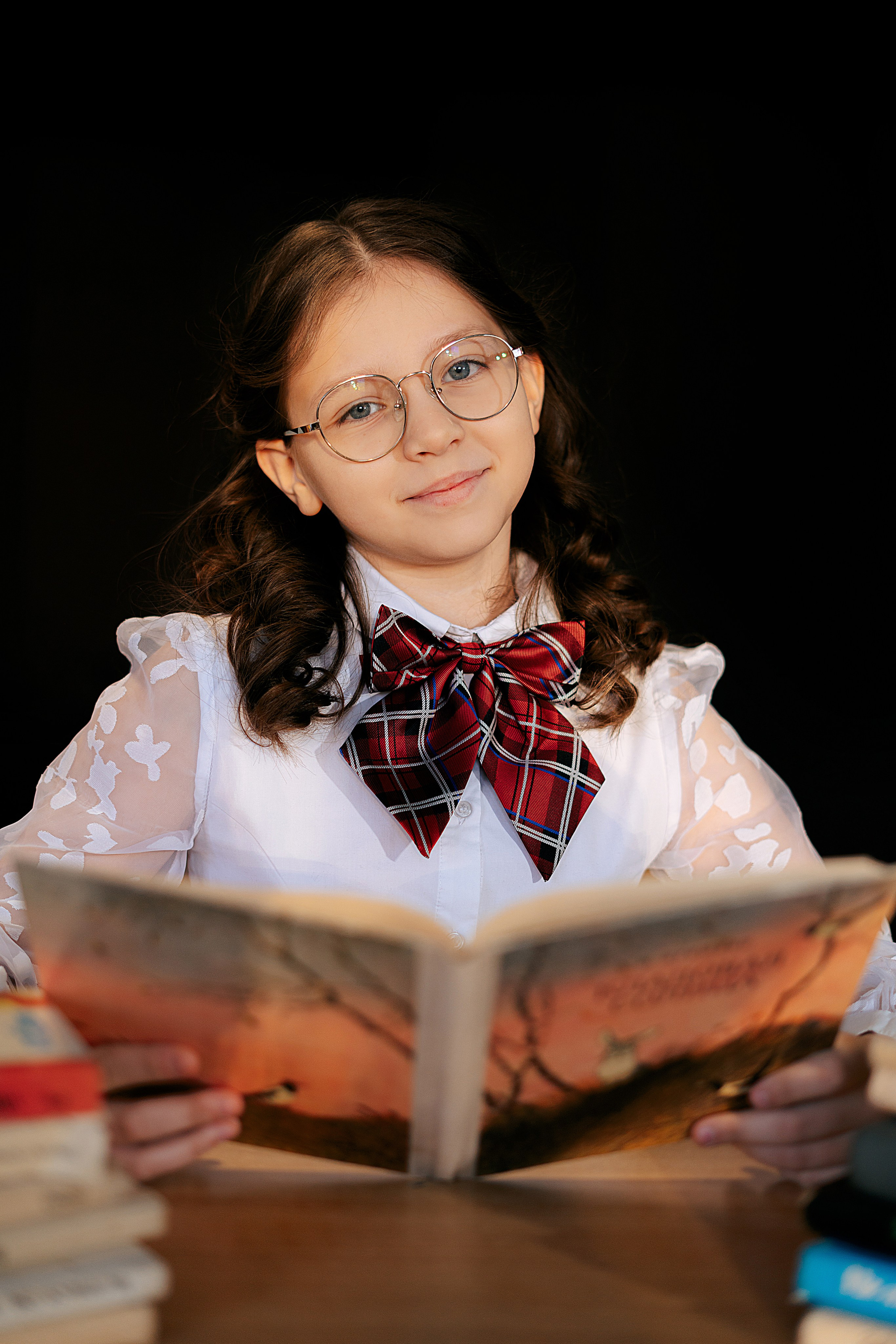 Школьные портреты. Школьный фотограф в Челябинске. Выпускные фотоальбомы