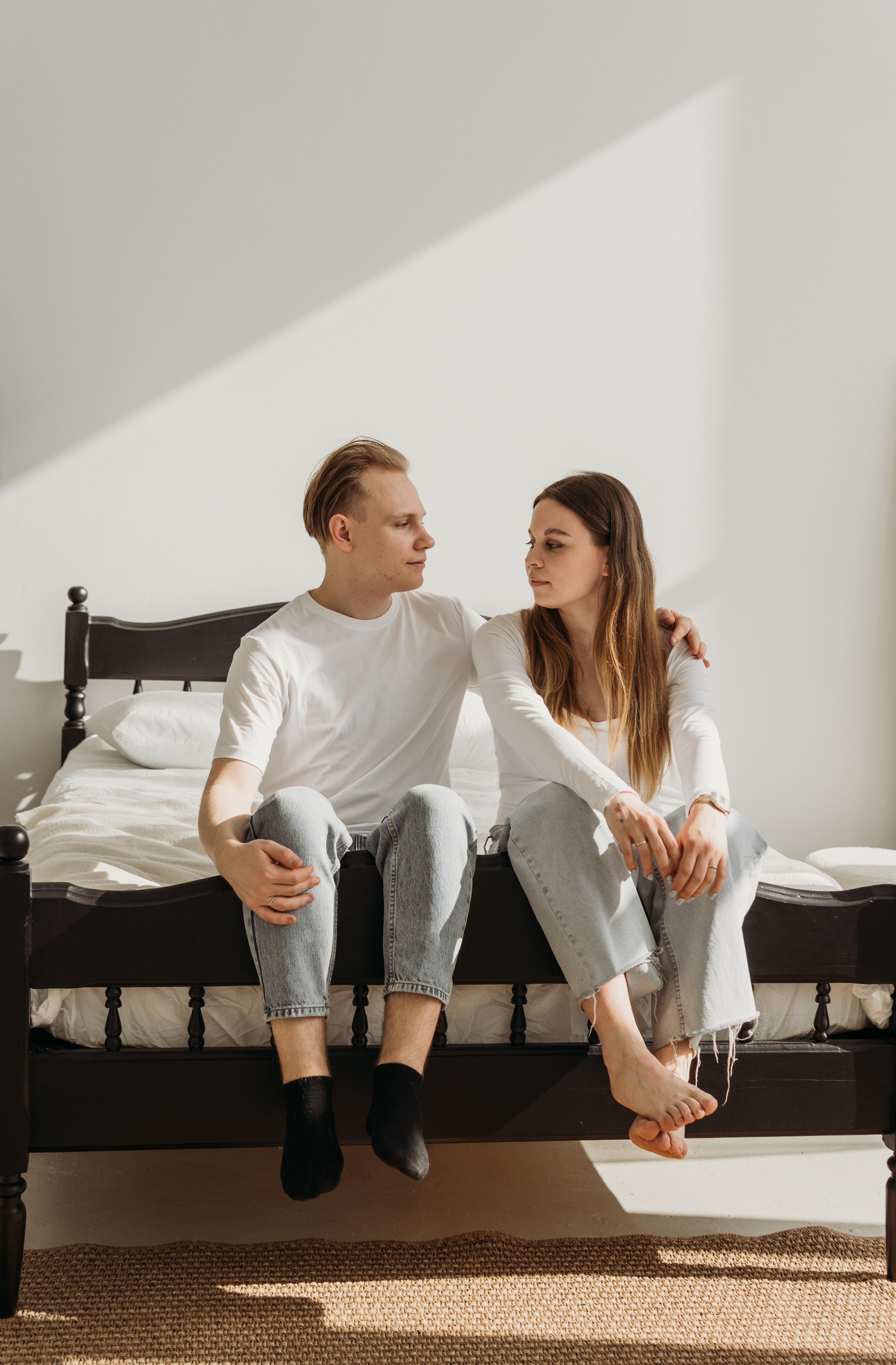 Maksim & Viktorya. Я — Алёна и я фотографирую красиво (е)