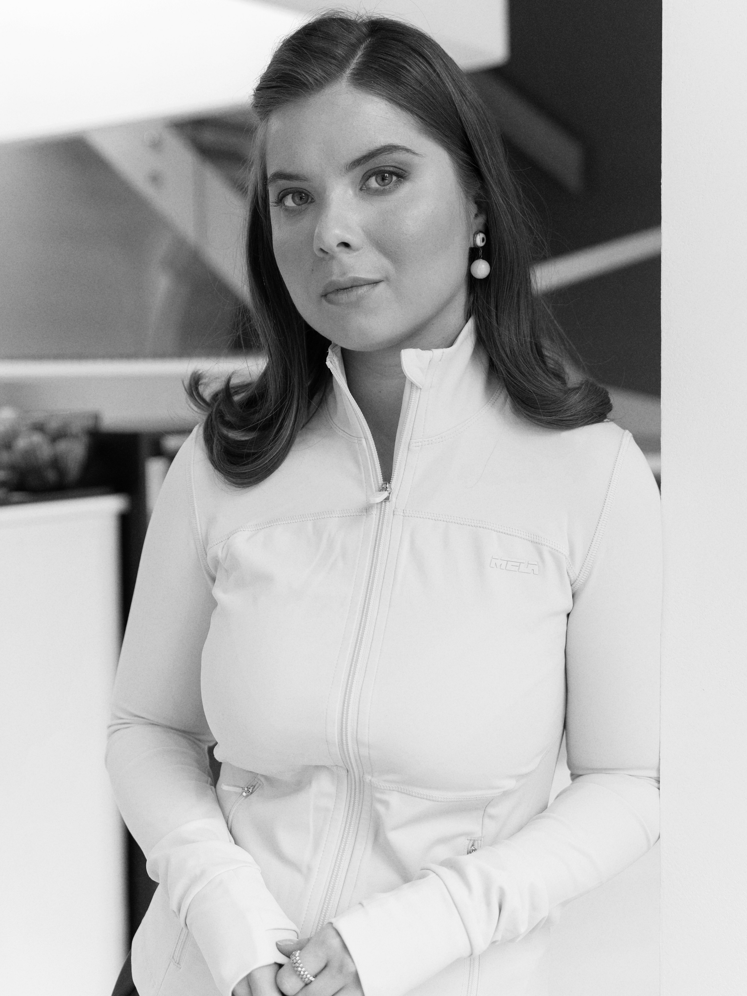 Mela x uform. Портретный и репортажный фотограф Настя Климачева