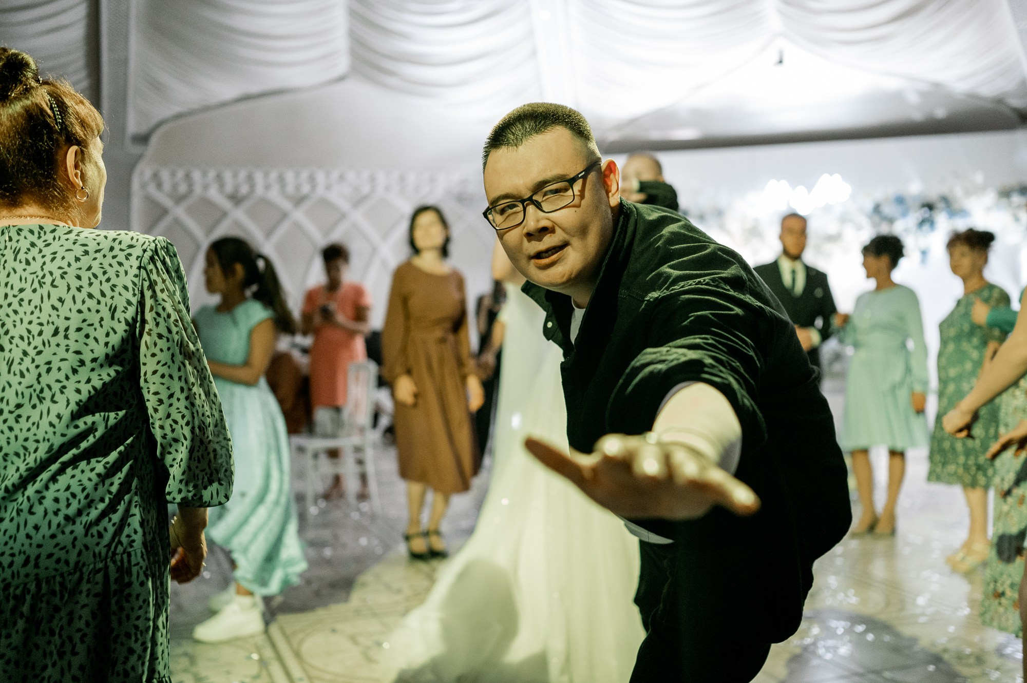 Денис и Алсу. Свадебный фотограф в Тюмени Анастасия Конева