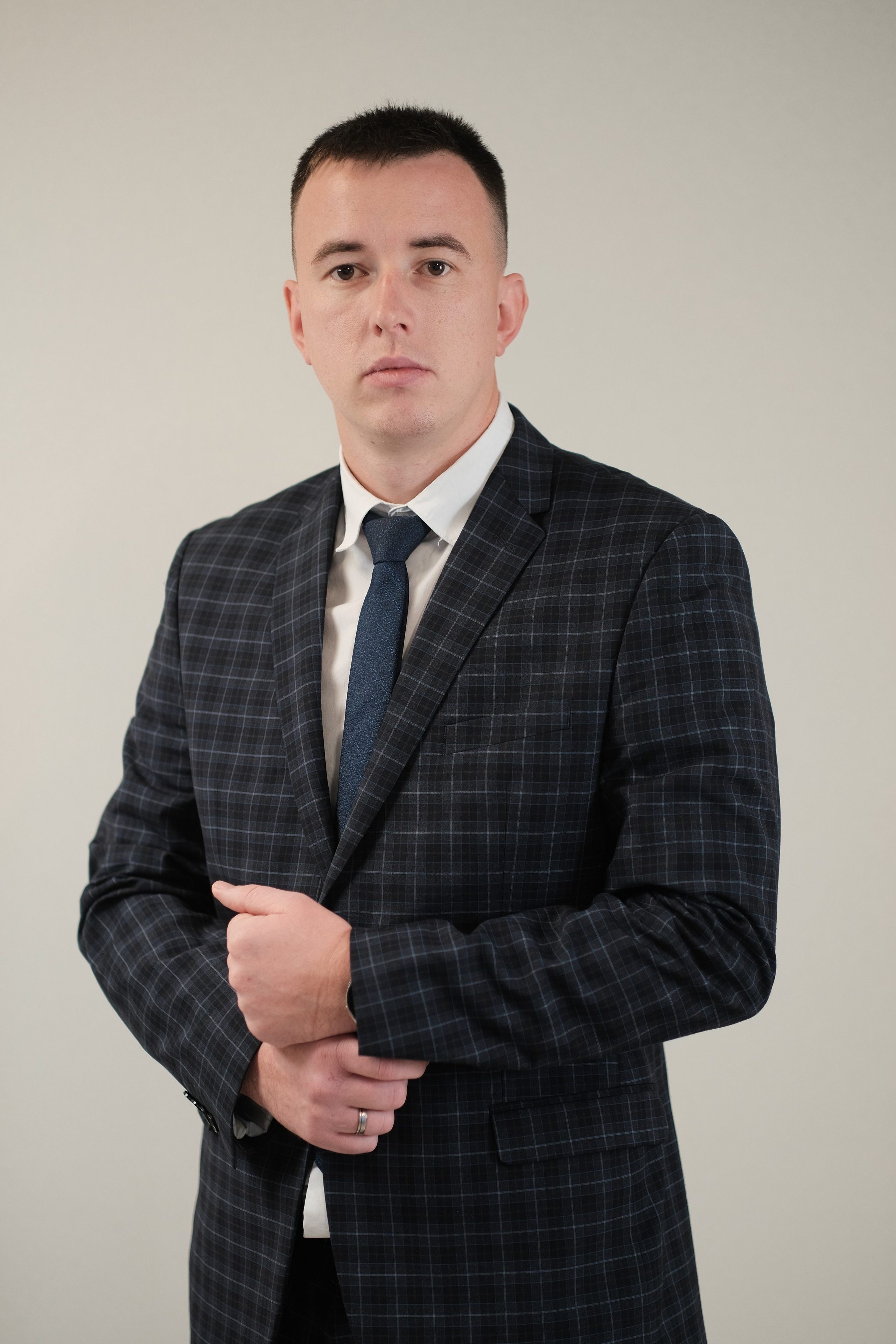 Выпускники. Фотограф Елена Дегтярева. Семейная, детская и школьная фотография в Тюмени. Яркие и живые снимки, которые сохранят историю вашей семьи