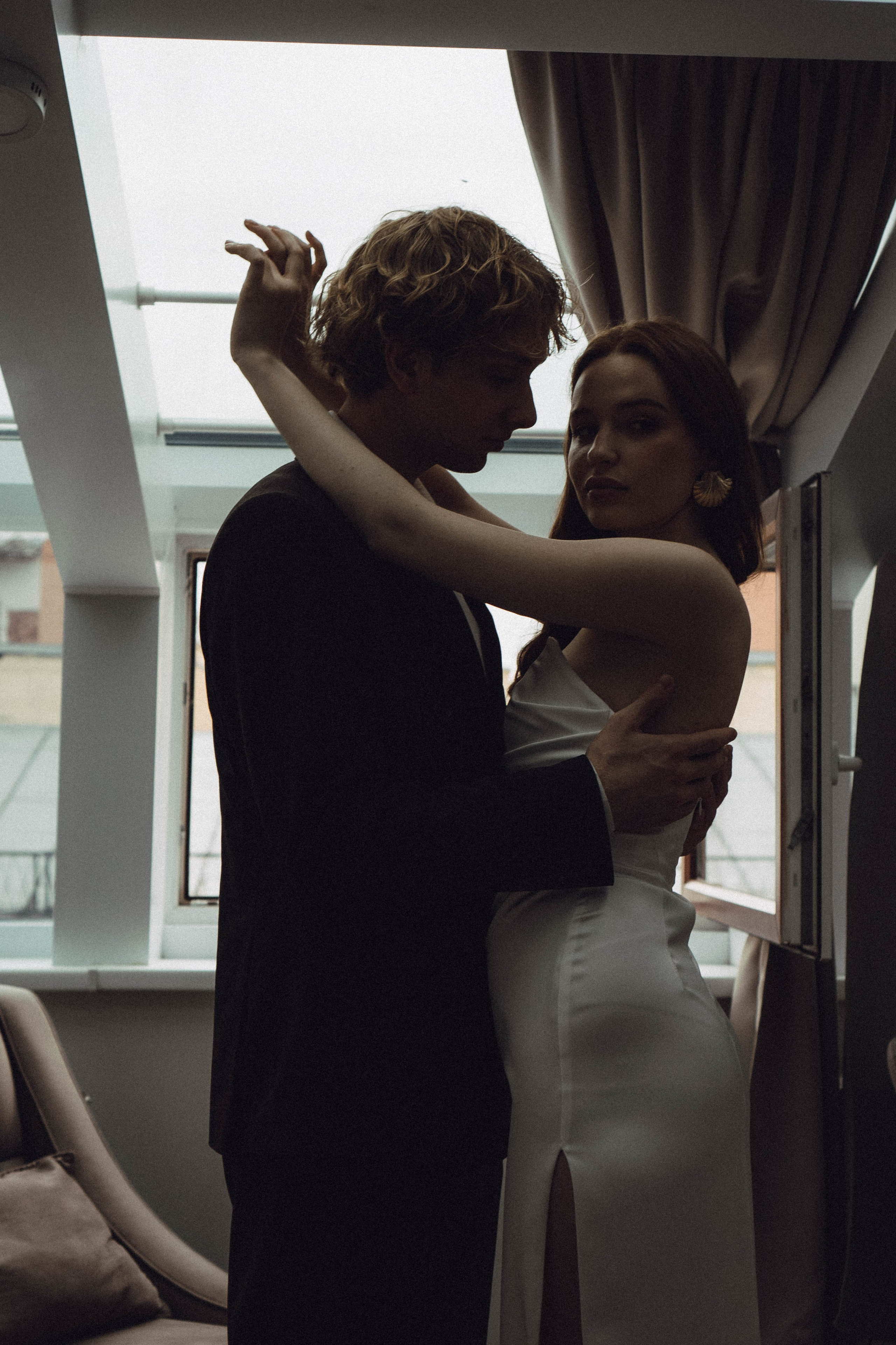 СВАДЕБНАЯ СЬЕМКА В ОТЕЛЕ. СБОРЫ ЖЕНИХА И НЕВЕСТЫ И ТАКЖЕ ТОР И ПОДГОТОВКА К ПРОГУЛКЕ. Профессиональный фотограф, Санкт-Петербург — Виктория Богомолова