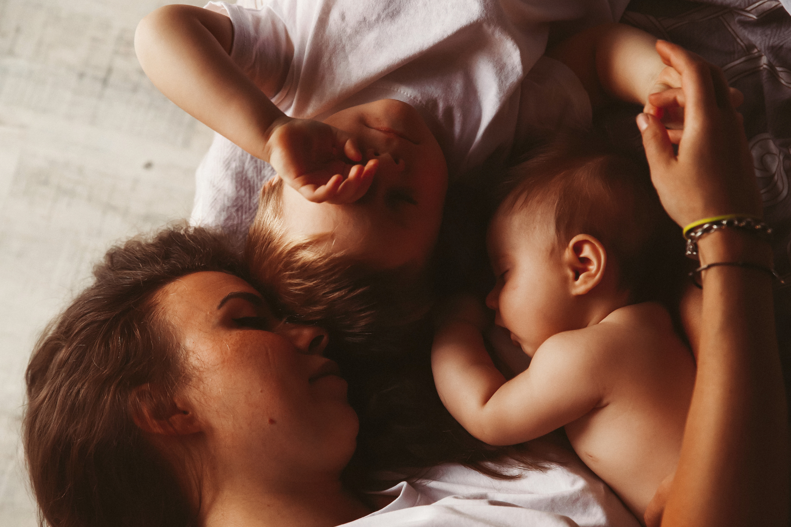 детский фотограф,фотограф новорожденный,семейный фотосессия, новорожденный фотосессия, домашняя фотосессия, домашняя фотосессия +с ребенком, фотосессия дома +в домашних условиях, фотограф денис персенен, алена шестунова