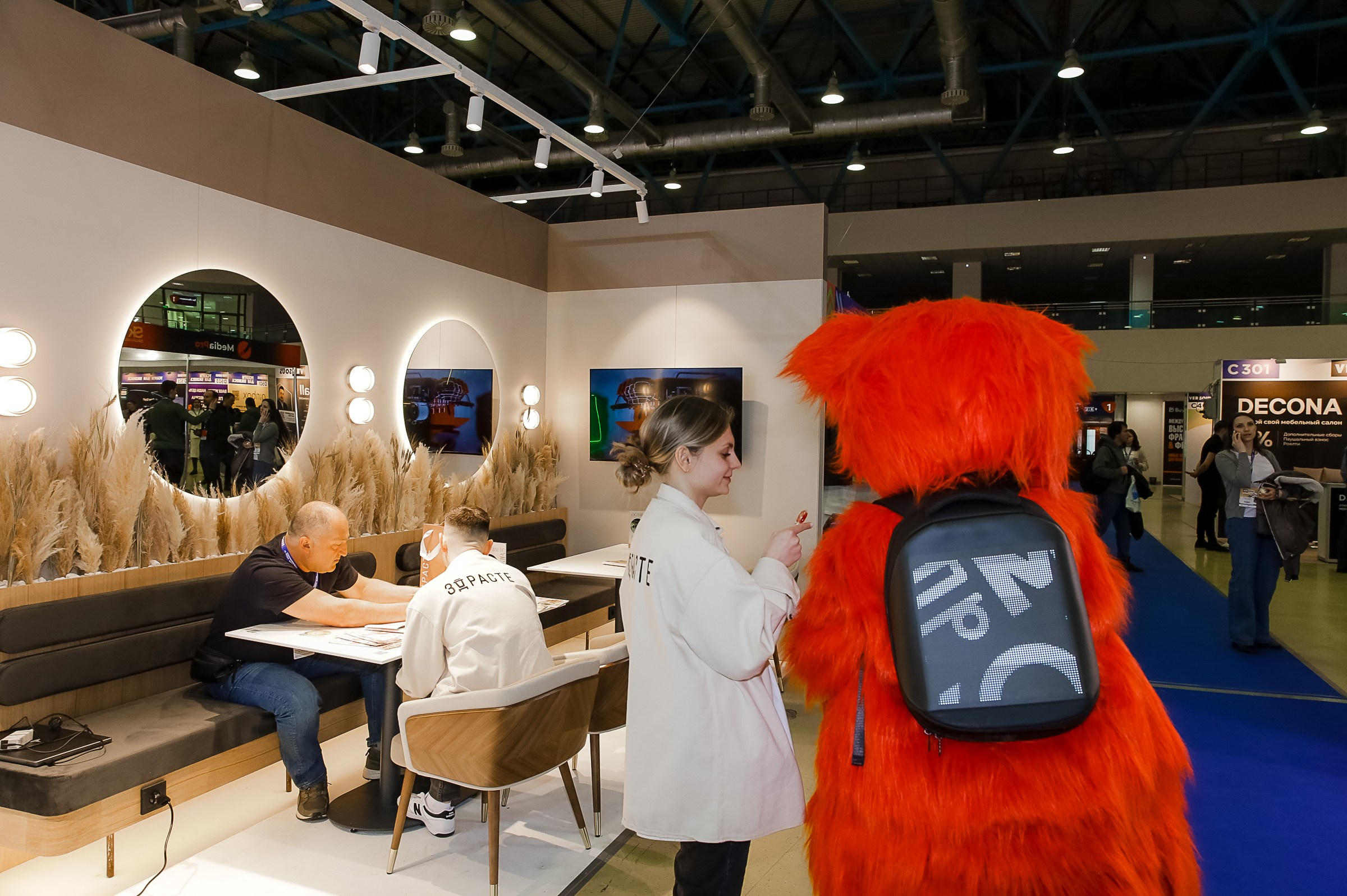 VERSOUS. ЭКСПОЦЕНТР. ЗДРАСТЕ. Фотограф в Москве Ольга Колесникова