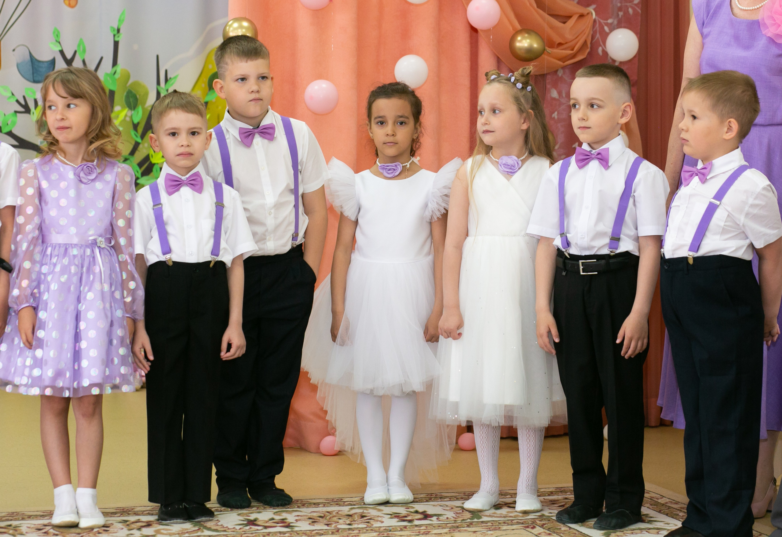 Выпускные и Утренники. Фотограф новорожденных и семейный фотограф НСО г. Бердск Марина Львова