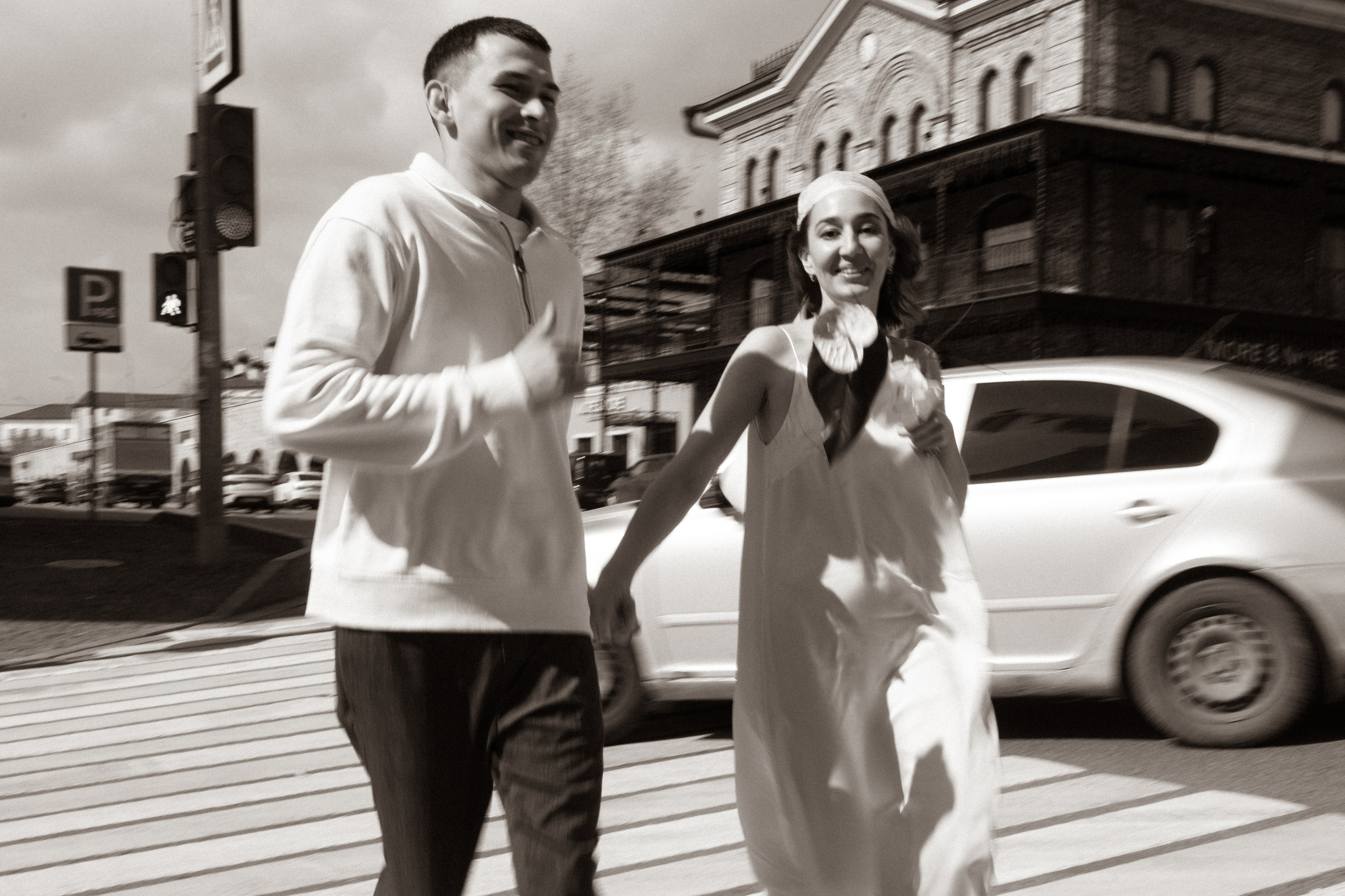 Диана и Руслан. Гуляя по городу | 15.05.2025. Фотограф Зарина. Казань