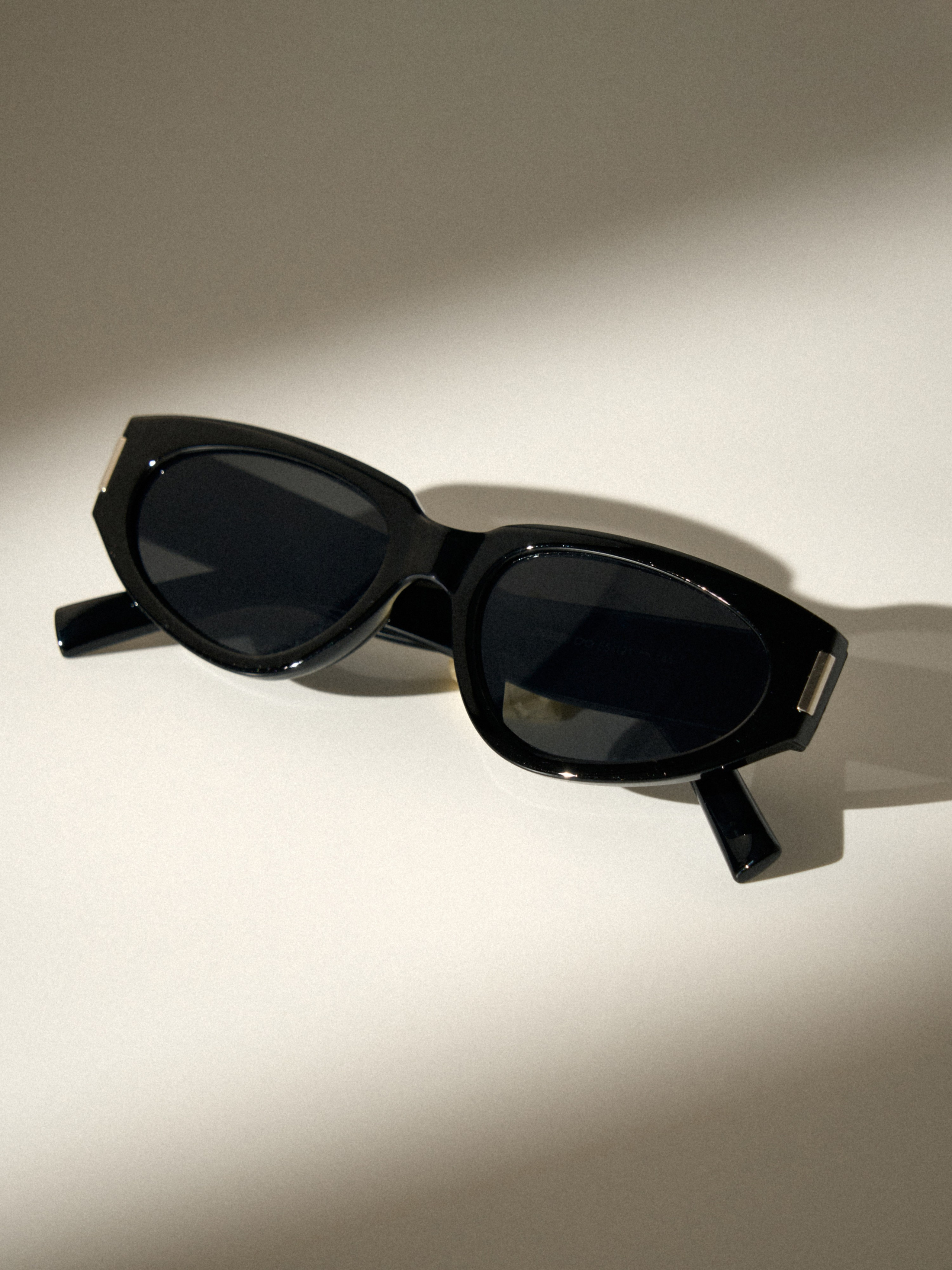 YAVIQUE. Кирилл Гольцберг | фотограф для брендов одежды и бизнеса