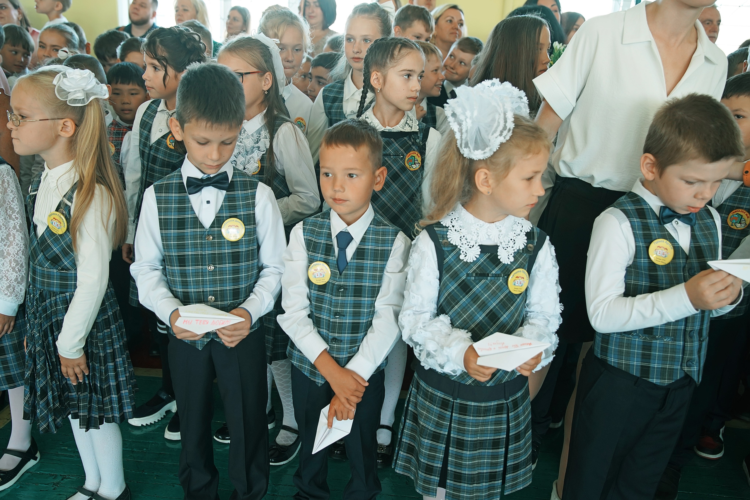 Первый класс линейка, в классе, портреты. Семейный и детский фотограф в Нижнем Новгороде