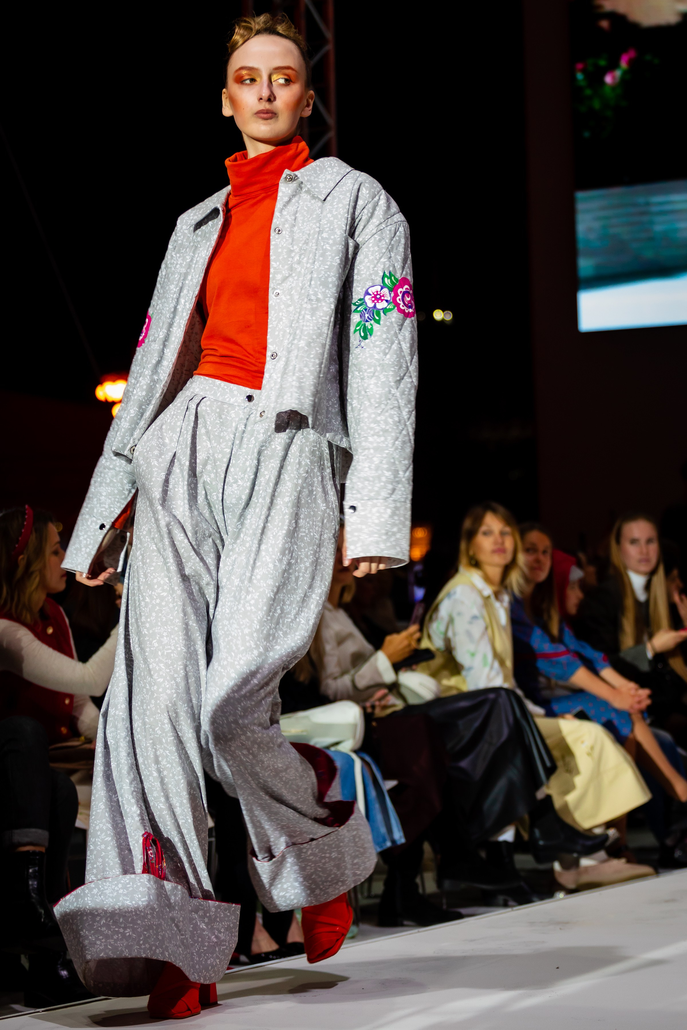 Фото с показа NOVIKOVA DSN и Шуйские ситцы MFW 29.08.25. Фотосессии и репортаж — Фотограф в Москве — Рина Серёгина