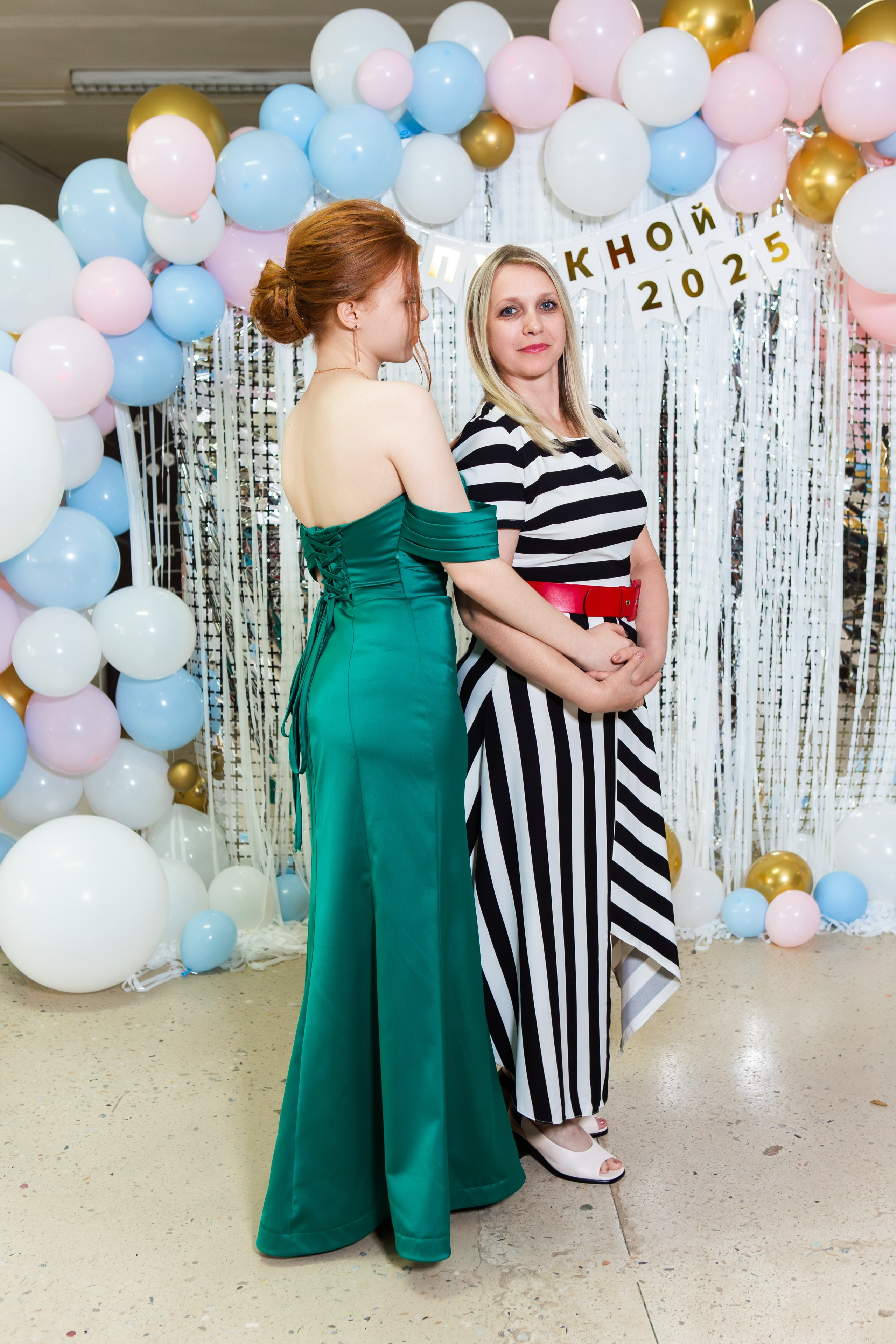 ФОТОСЕССИЯ С РОДИТЕЛЯМИ ВЫПУСКНОЙ 2025 9 ШКОЛА МЦЕНСК. ТВОЙ АЛЬБОМ / ТВОИ ПРАВИЛА