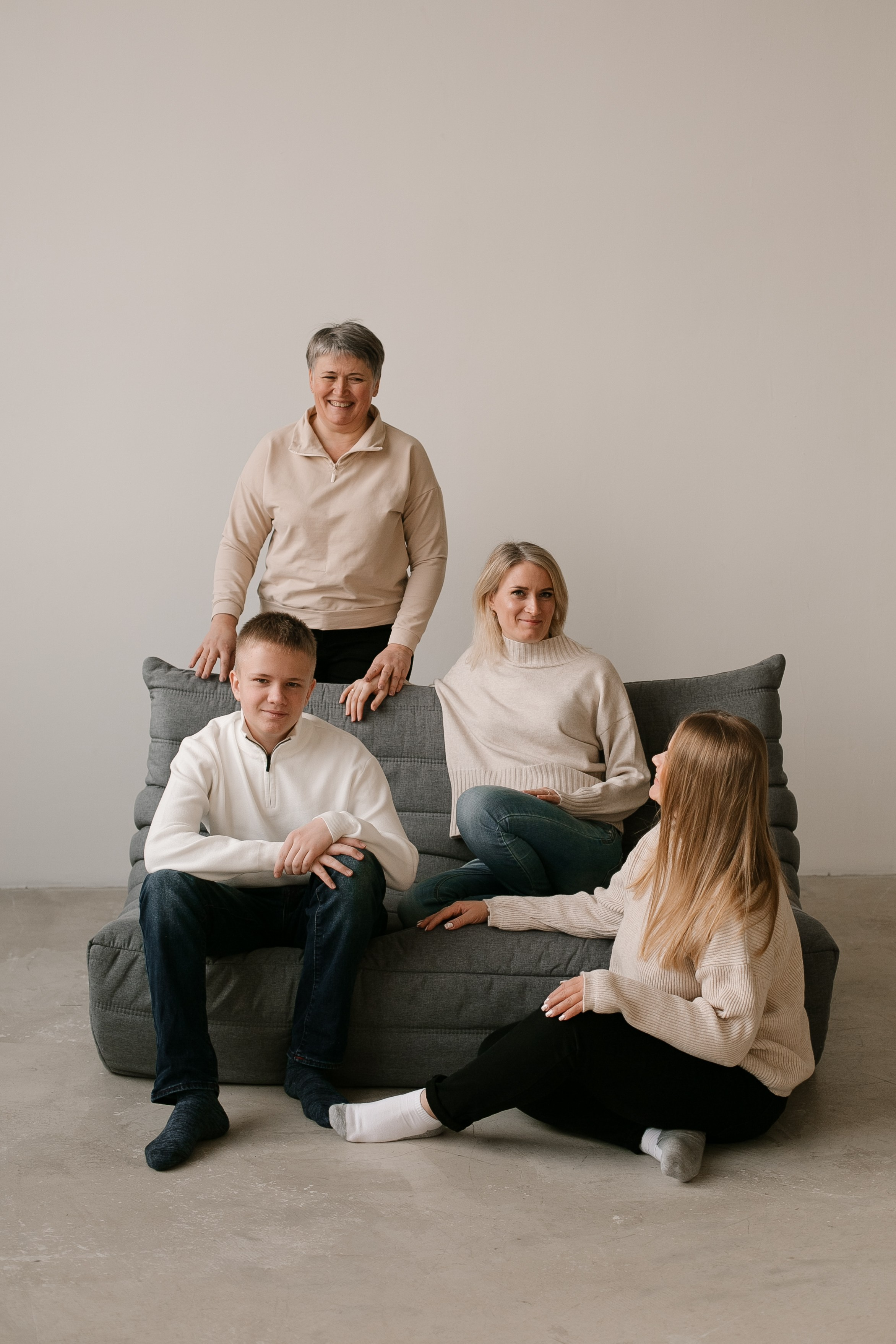 Большая семья Веры. Свадебный, семейный и детский фотограф в г. Абакан респ. Хакасия Любов