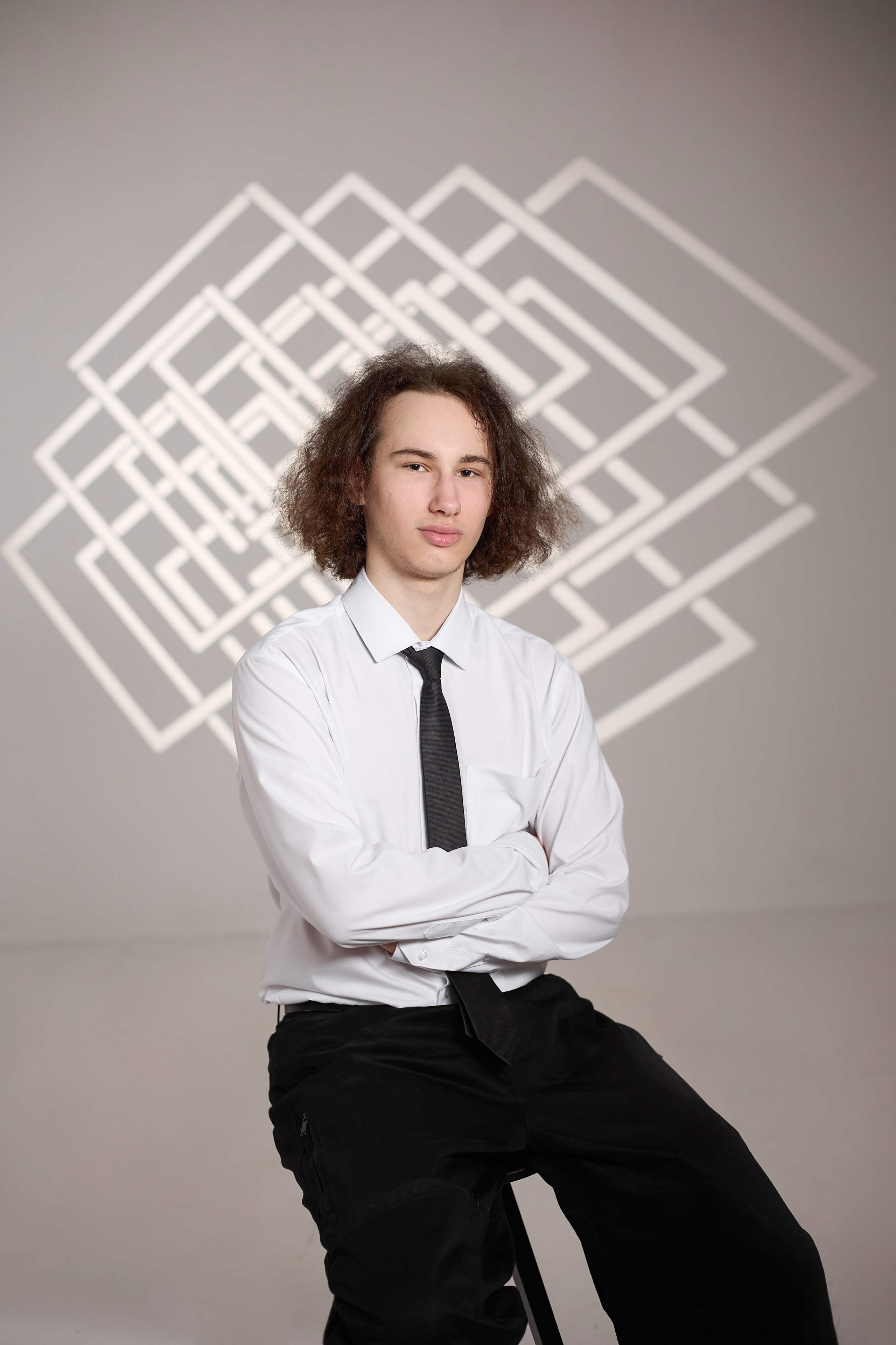 Стильный выпускной альбом «Золото». Выпускные альбомы в Тюмени для школ, садов, вузов спортивных секций