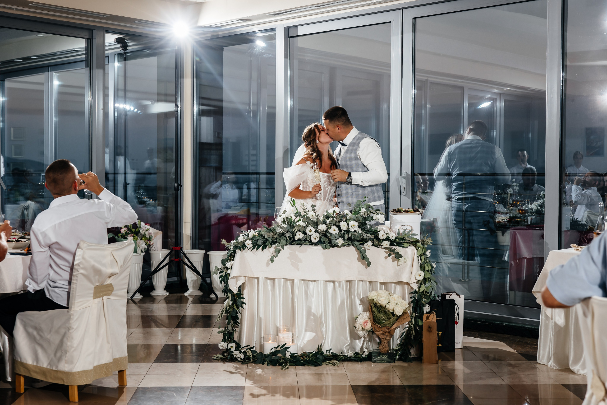 Анонс свадьбы Ксюши и Ивана. Свадебный фотограф в Крыму и Севастополе Ольга Баскакова