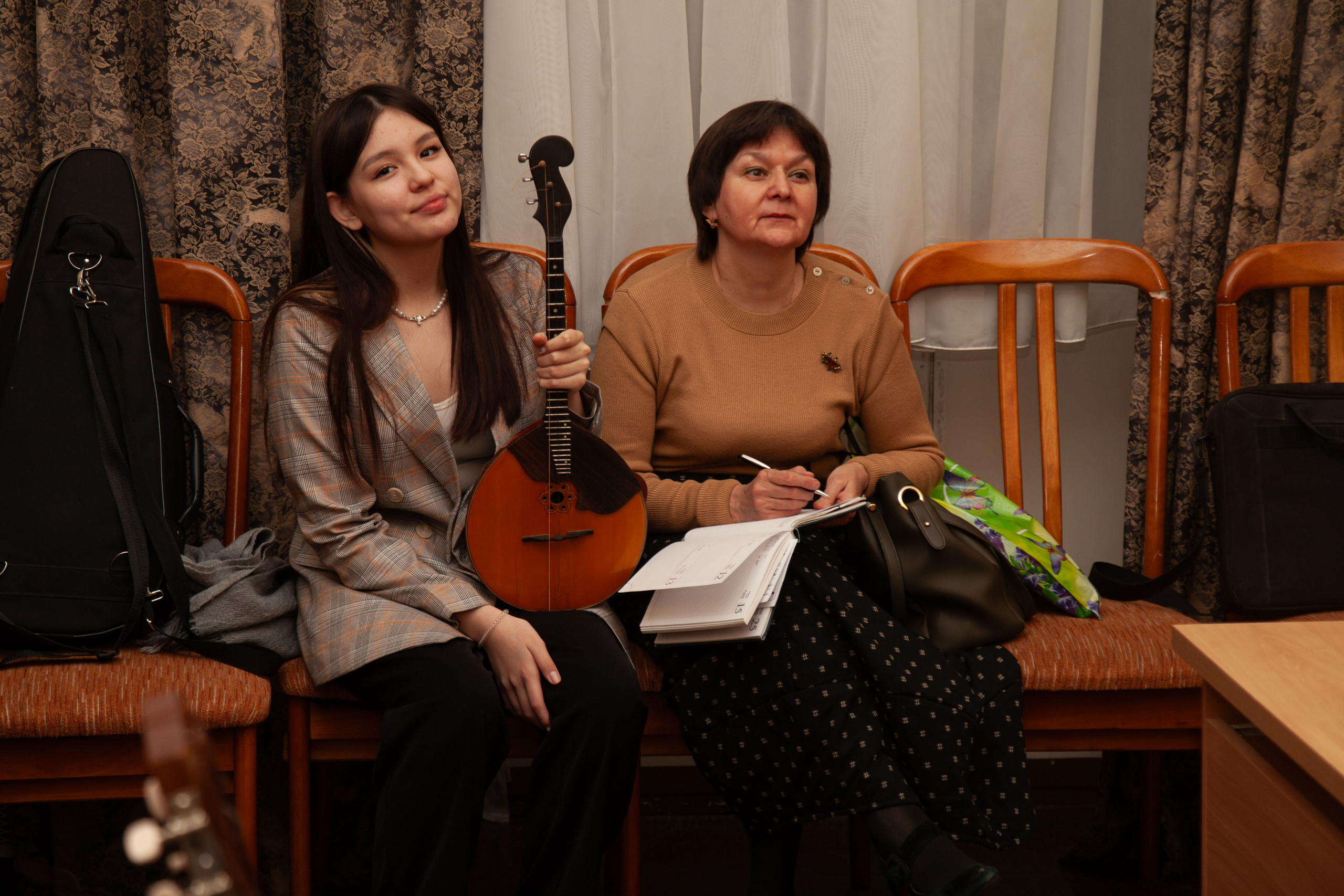 Мастер-класс по уходу за щипковыми инструментами. 04.01.24. Профессиональное фото в Казани: от идеи до результата. Фотограф Яна Мур