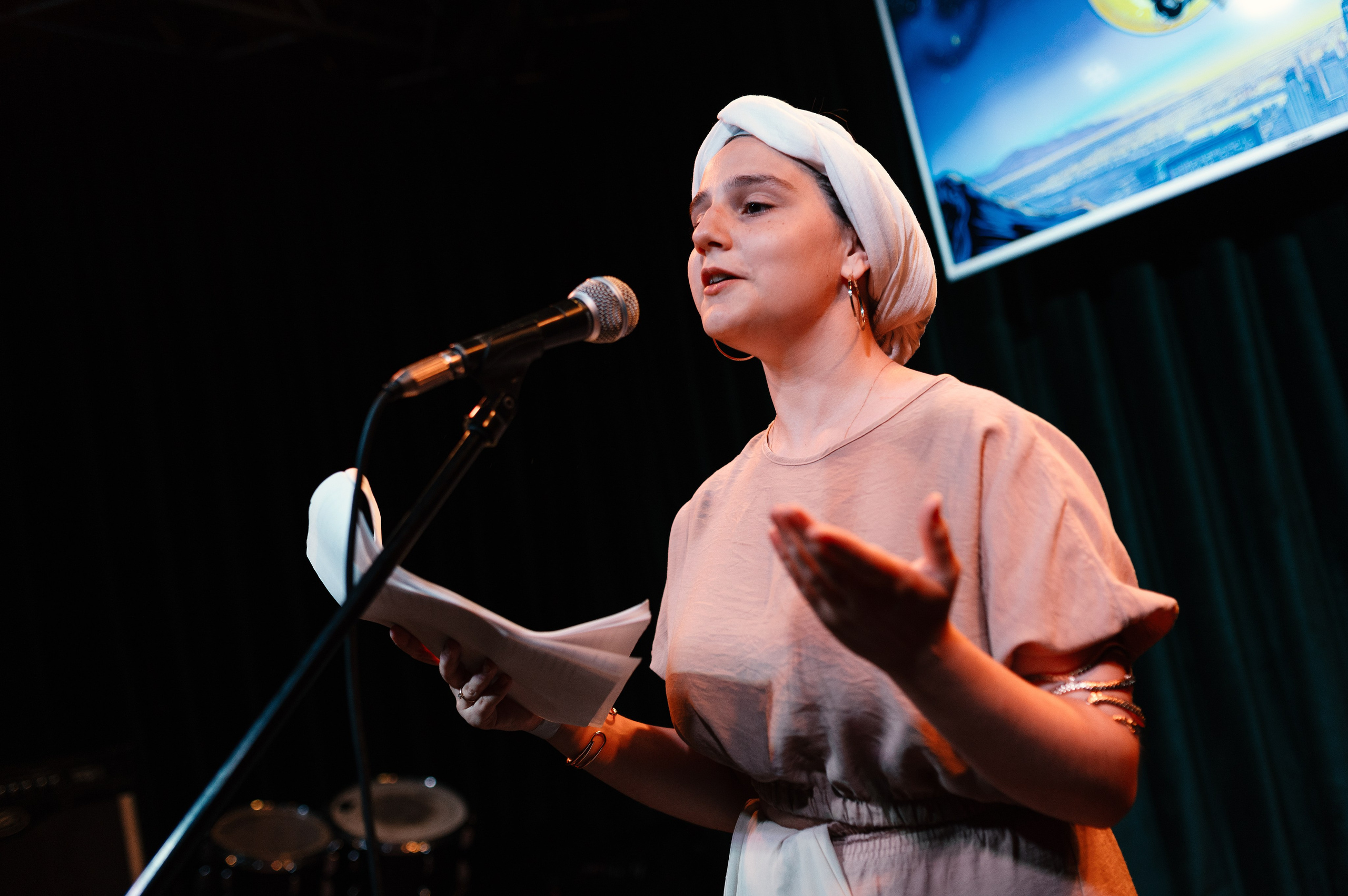 Поэтический клуб «Птицы». Квартирник, малый Рок бар. Профессиональная фотосессия в Краснодаре | Фотограф Денис Труфанов