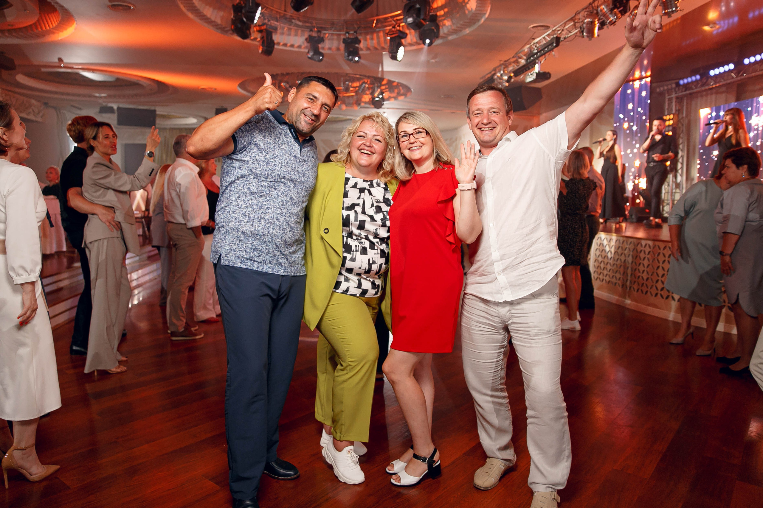 Банкет в ресторане «Волга». Ваш репортажный фотограф Артемий Антонов