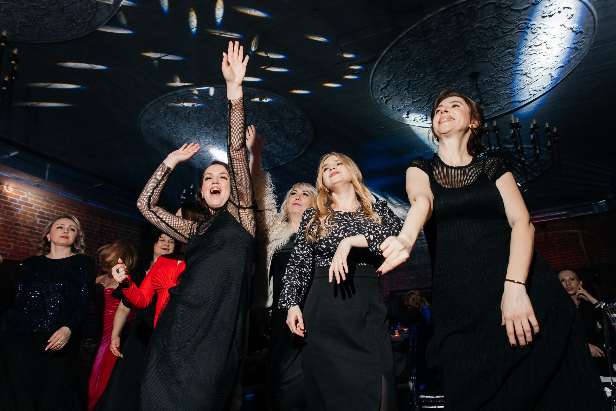 Корпоратив компании Декорация. Свадебный и репортажный фотограф в Новосибирске Федор Гладков