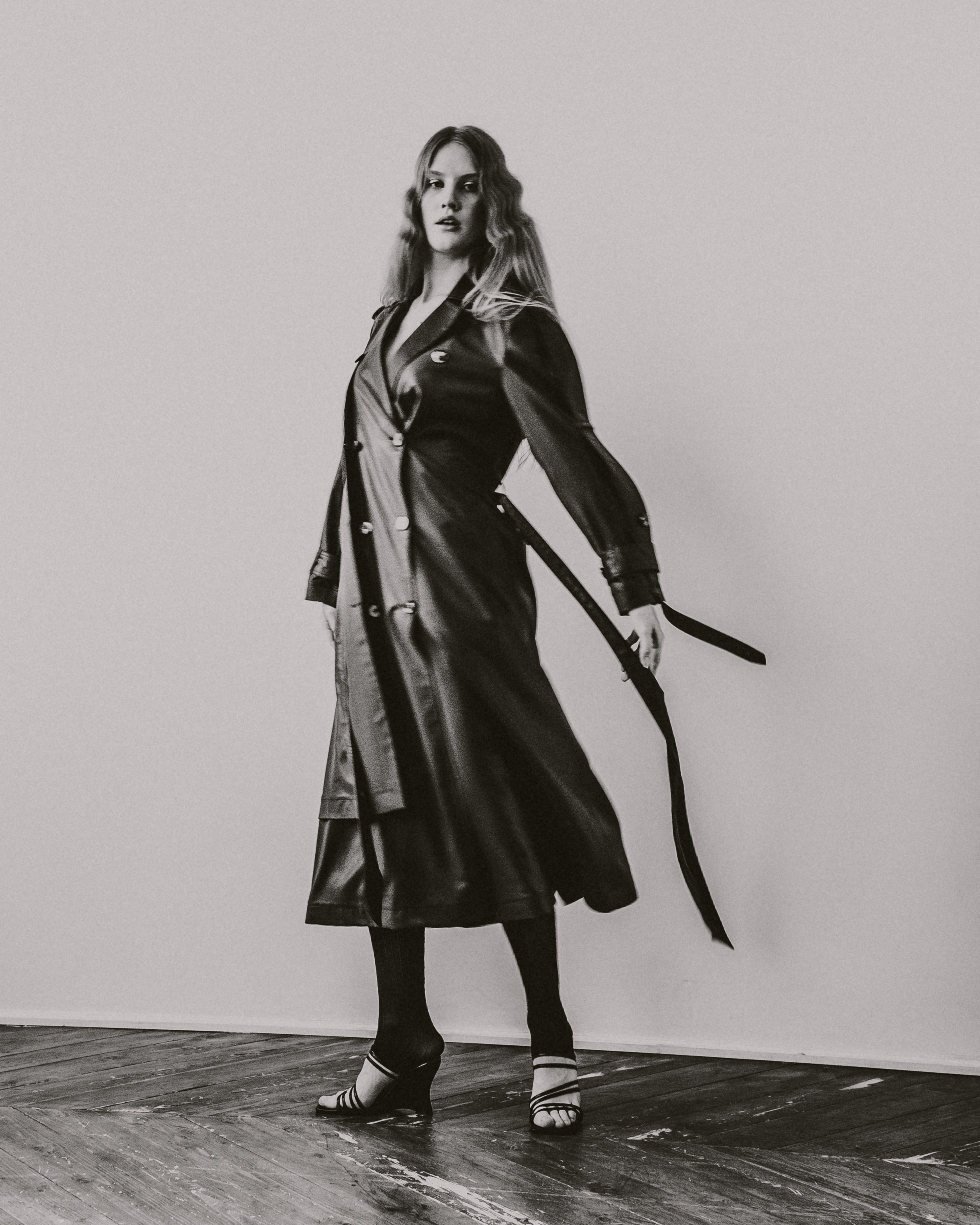 ZO: FLORA. TUTSARKIS — Art Director | Stylist | Photographer