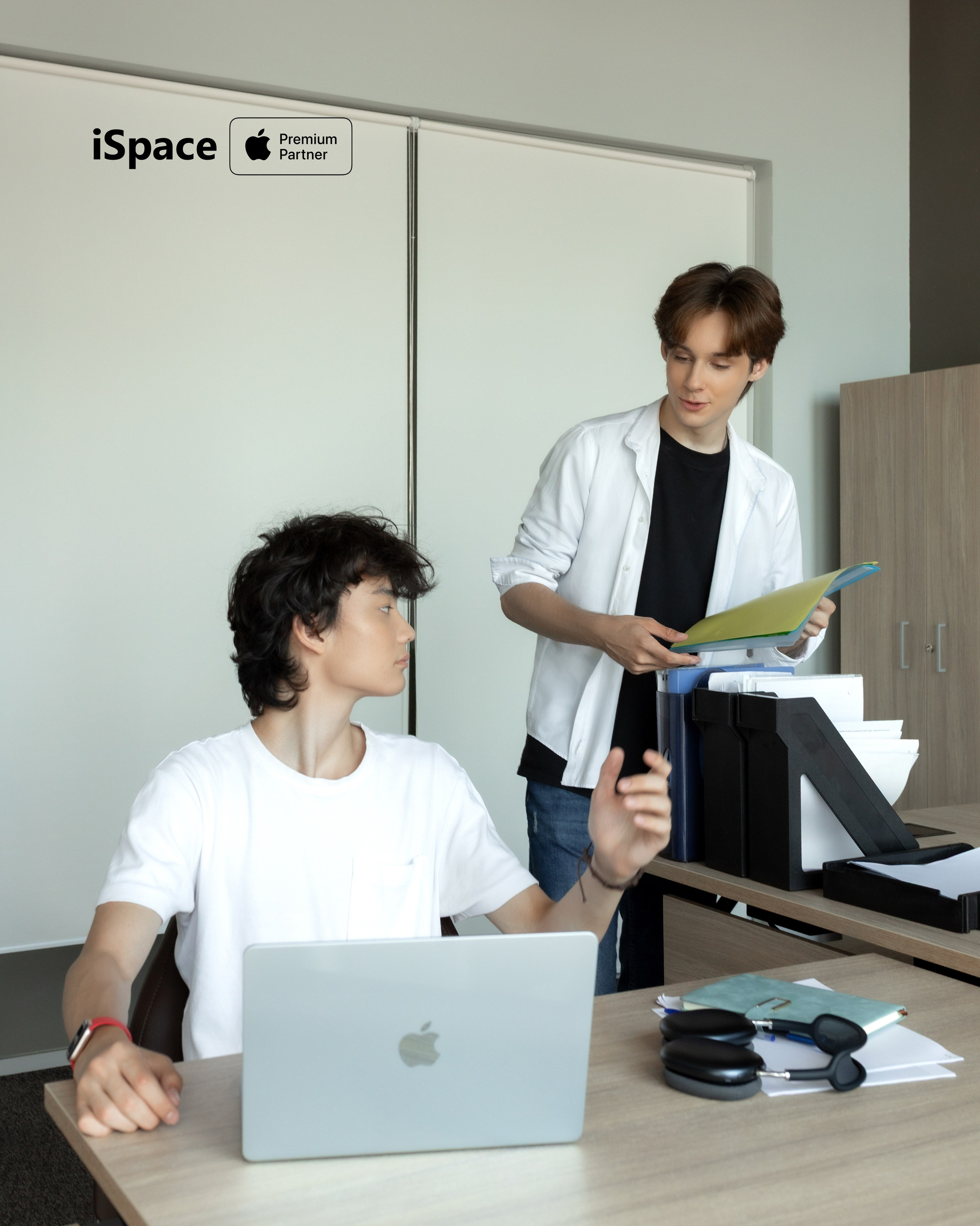 ISpace. Fashion photographer