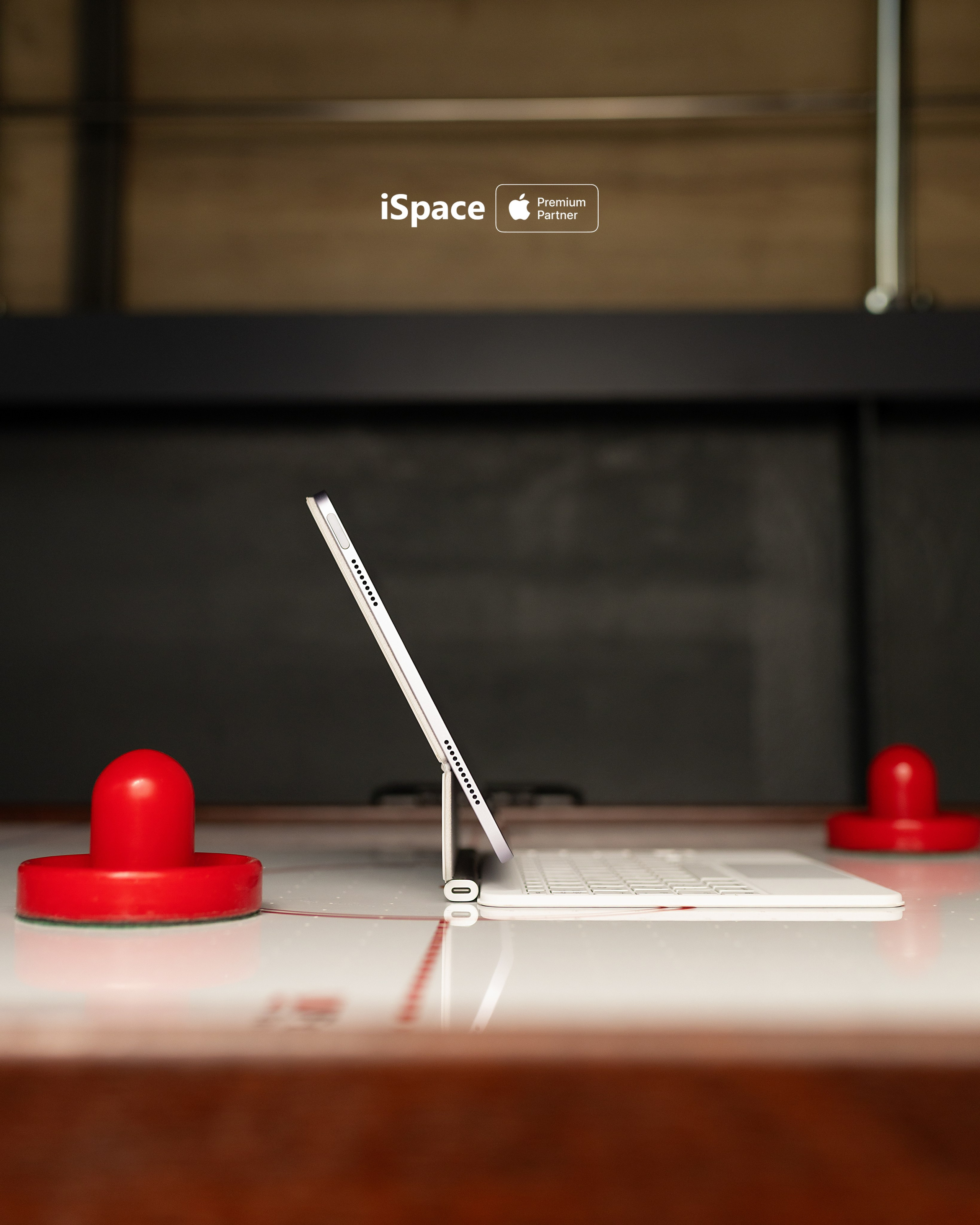 ISpace. Fashion photographer