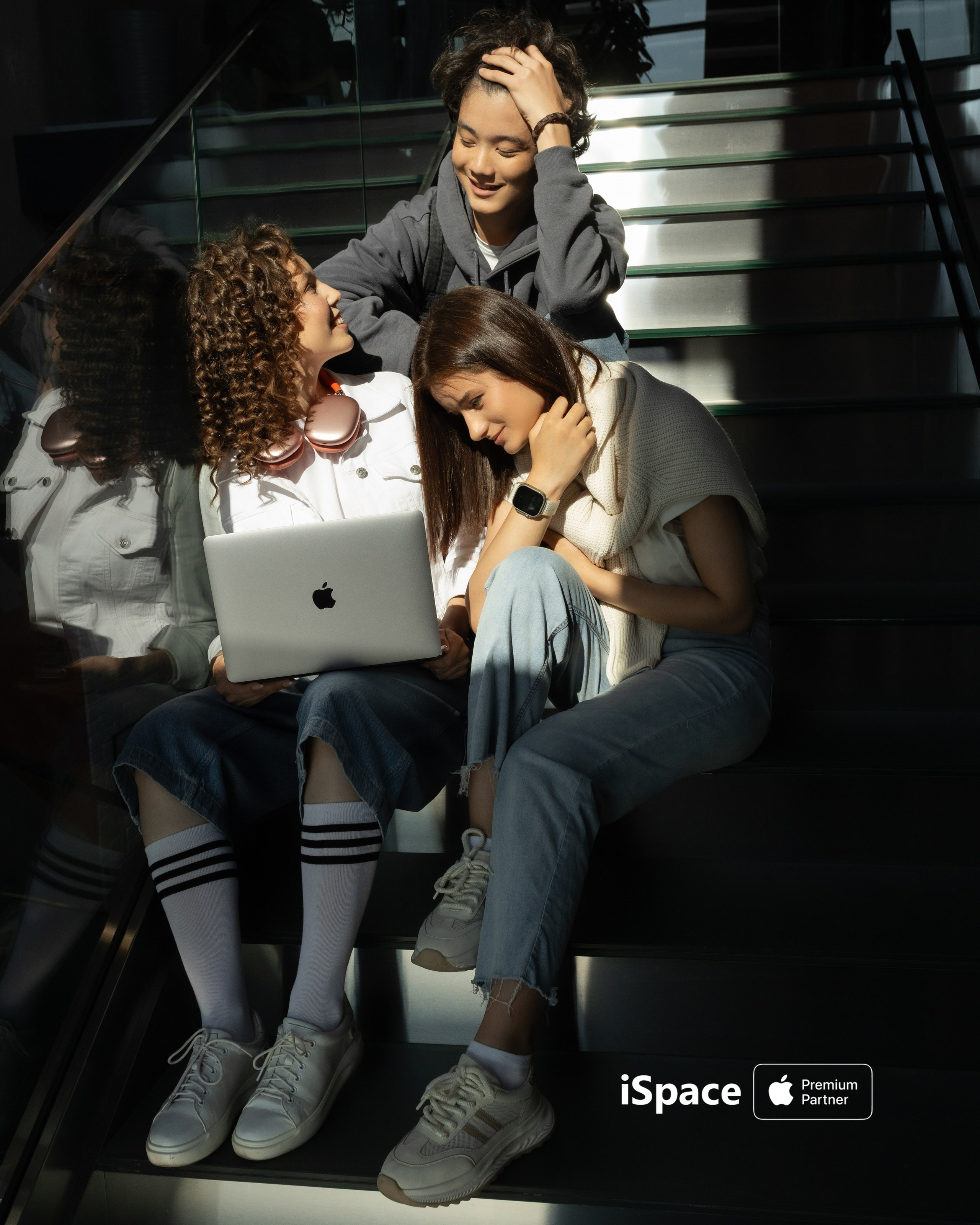 ISpace. Fashion photographer