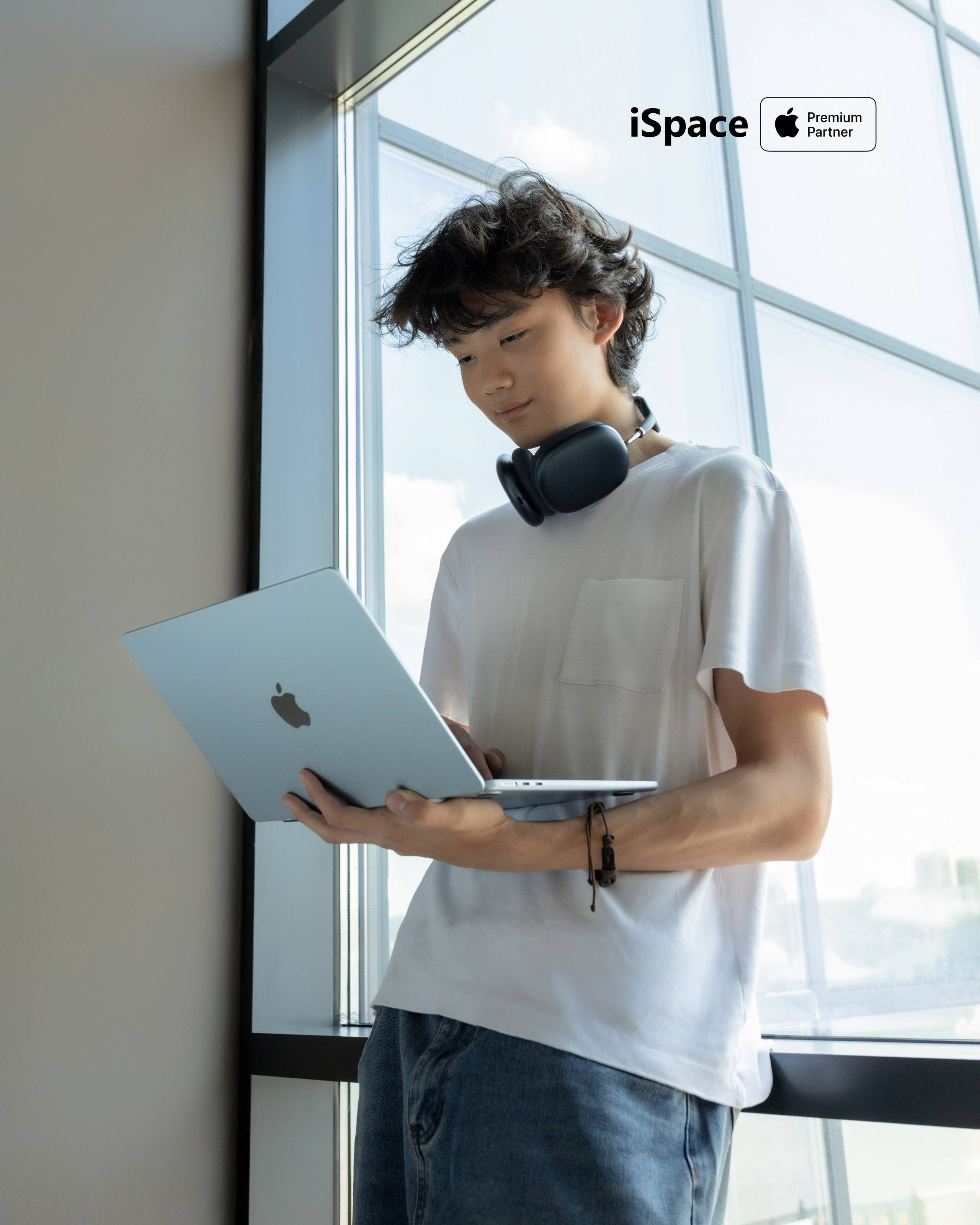 ISpace. Fashion photographer