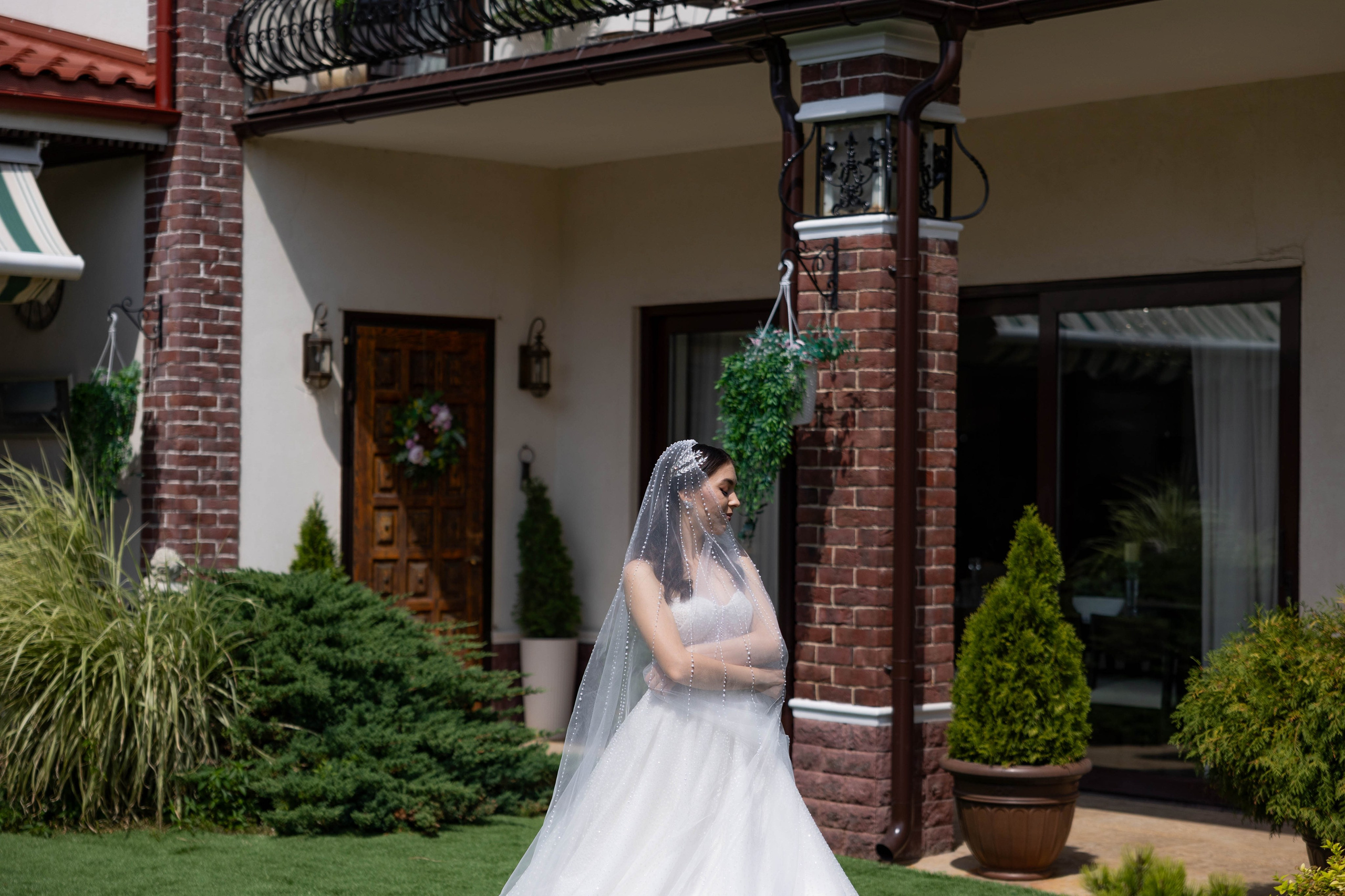 Милана и. Видеосьемка, фотосьемка свадеб, юбилеев, утренников в Краснодарском кр