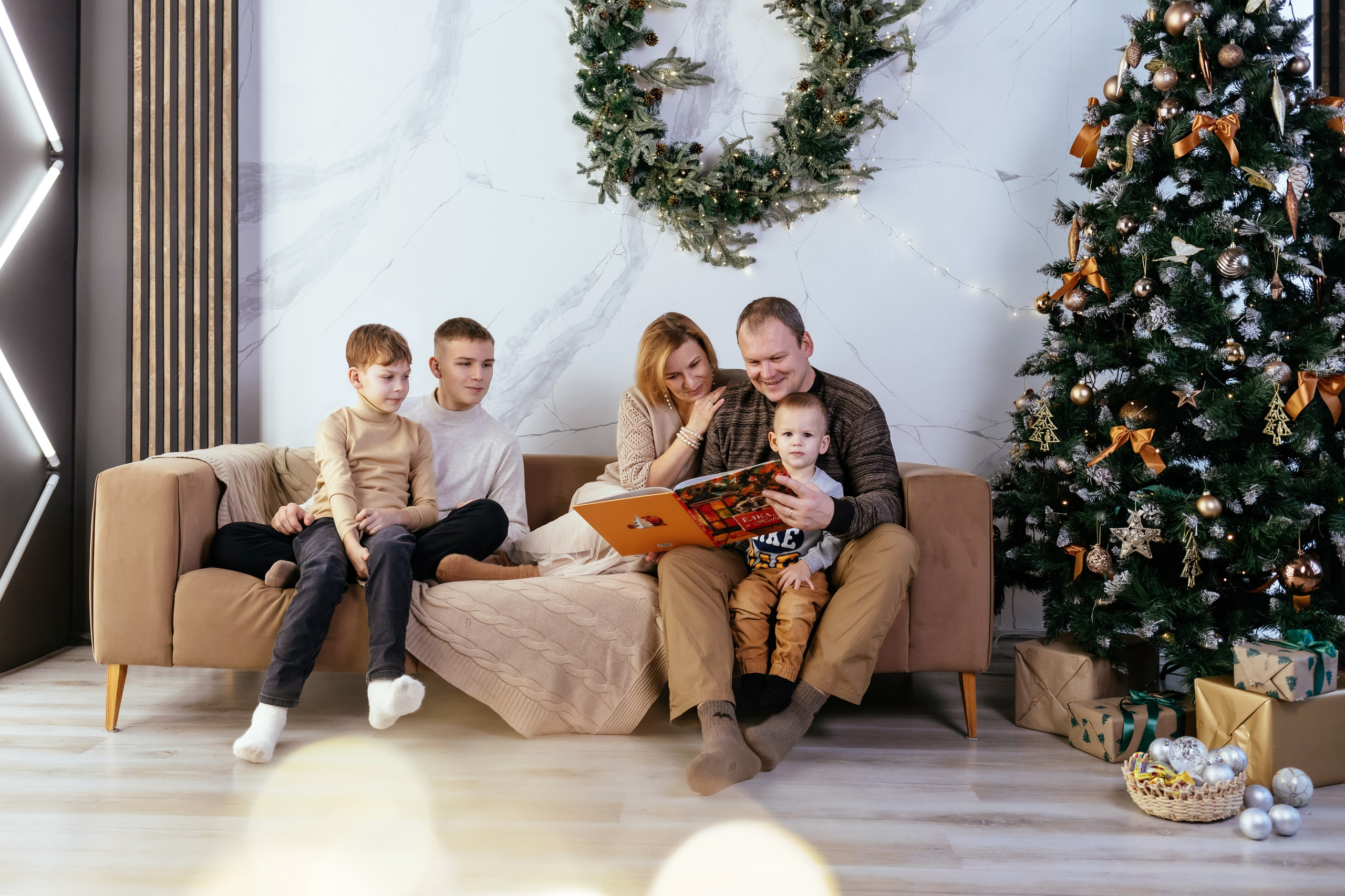 Новогодняя семейная съёмка. EtoStudio. Семейный фотограф в Минске Приболовец Светлана