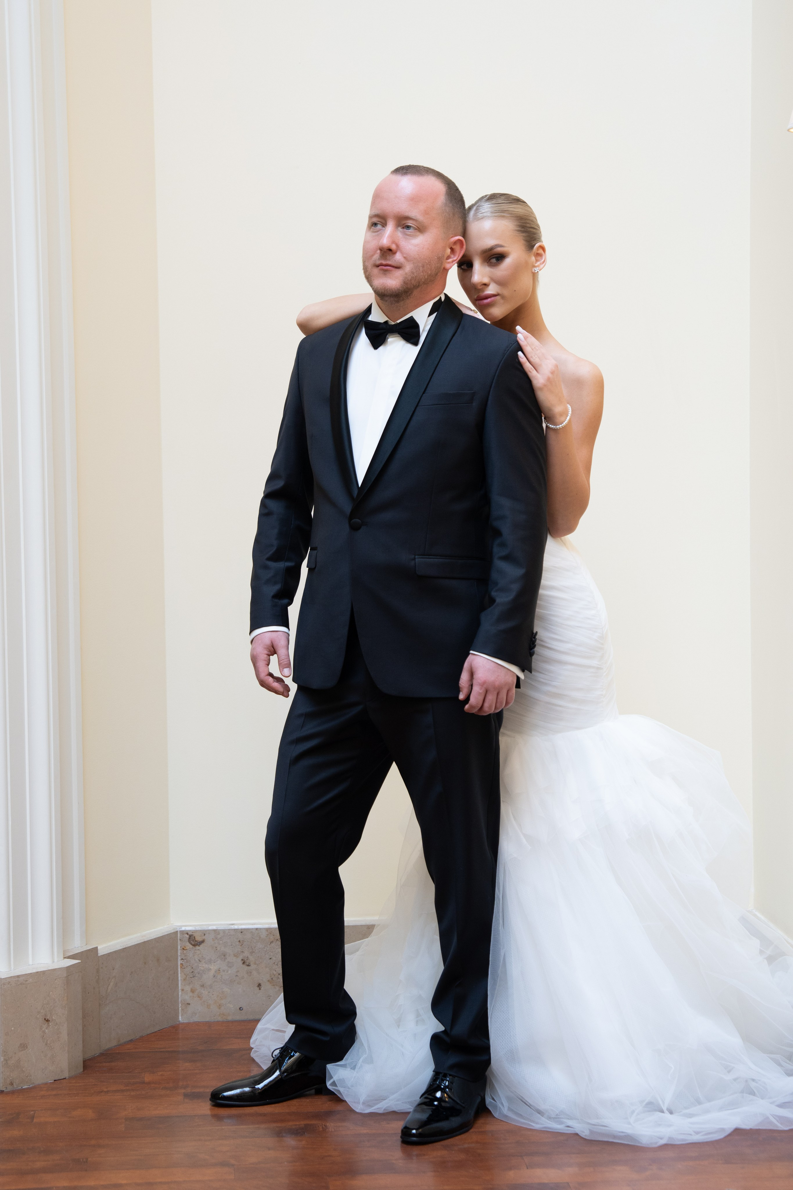 Анна Сергей. Камерная свадьба в Фосизонс в стиле неоклассика. Свадебный фотограф организатор в Санкт-Петербурге Ассоль Опарина