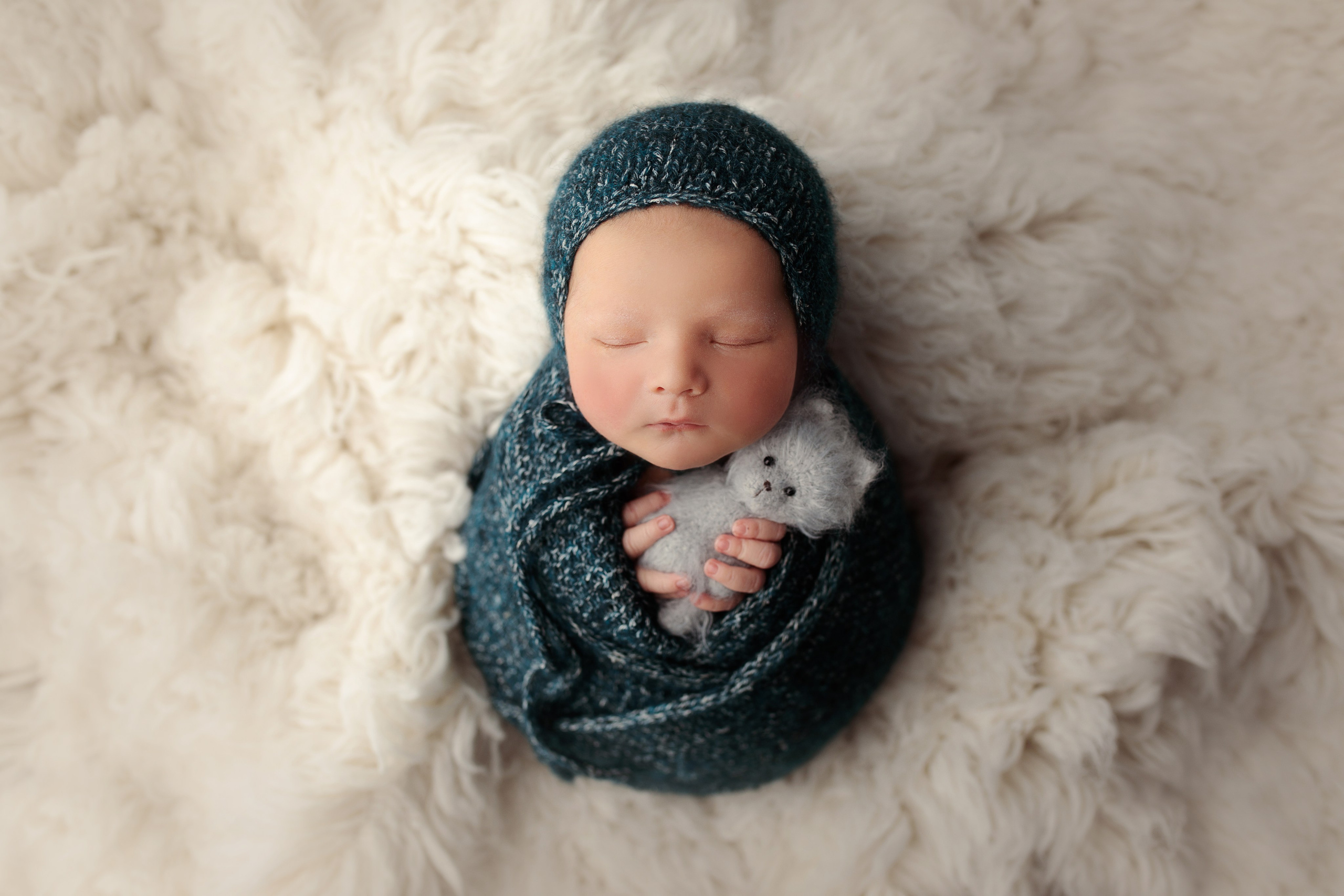 Новорожденные. Детский фотограф новорожденных Москва. годики под ключ. своя студия