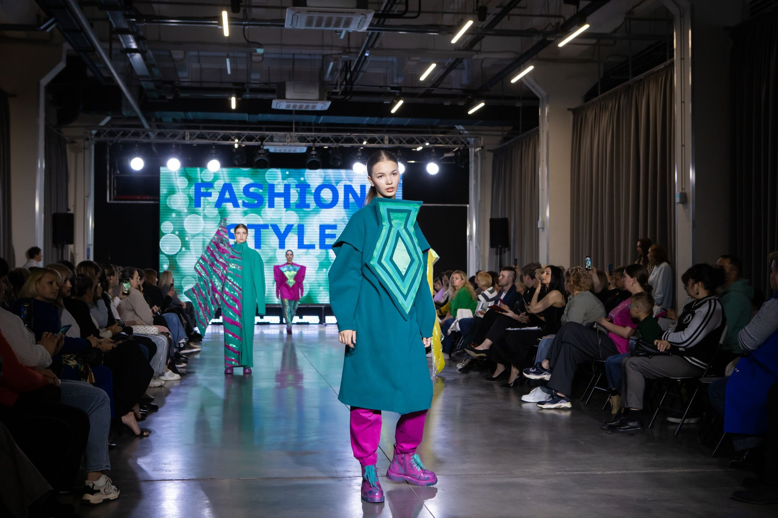 Фестиваль моды и красоты Fashion Style (11 мая 2024). Репортажный фотограф Алексей Пирязев