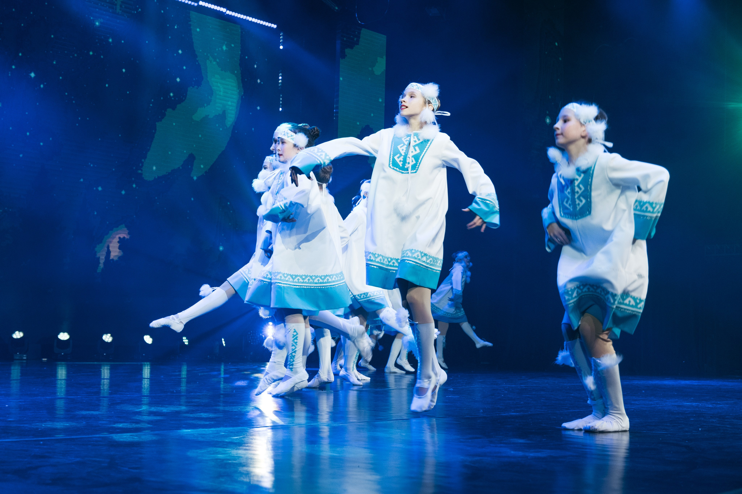 СурГУ 23.12.23. Репортажный и свадебный фотограф в Сургуте