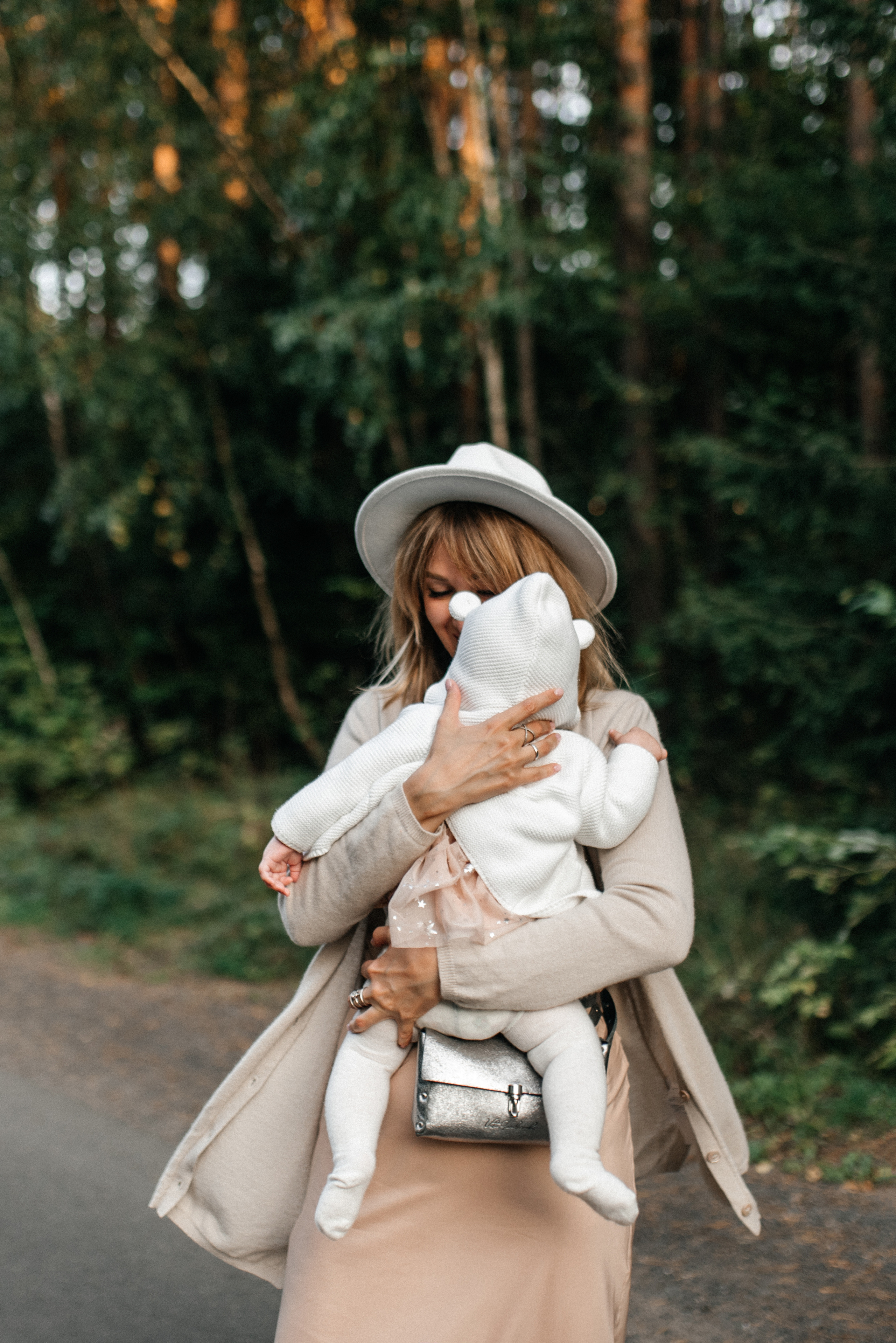Алёна+Андрей+Агата. Костюшко Кристина — семейный и свадебный фотограф в Минске