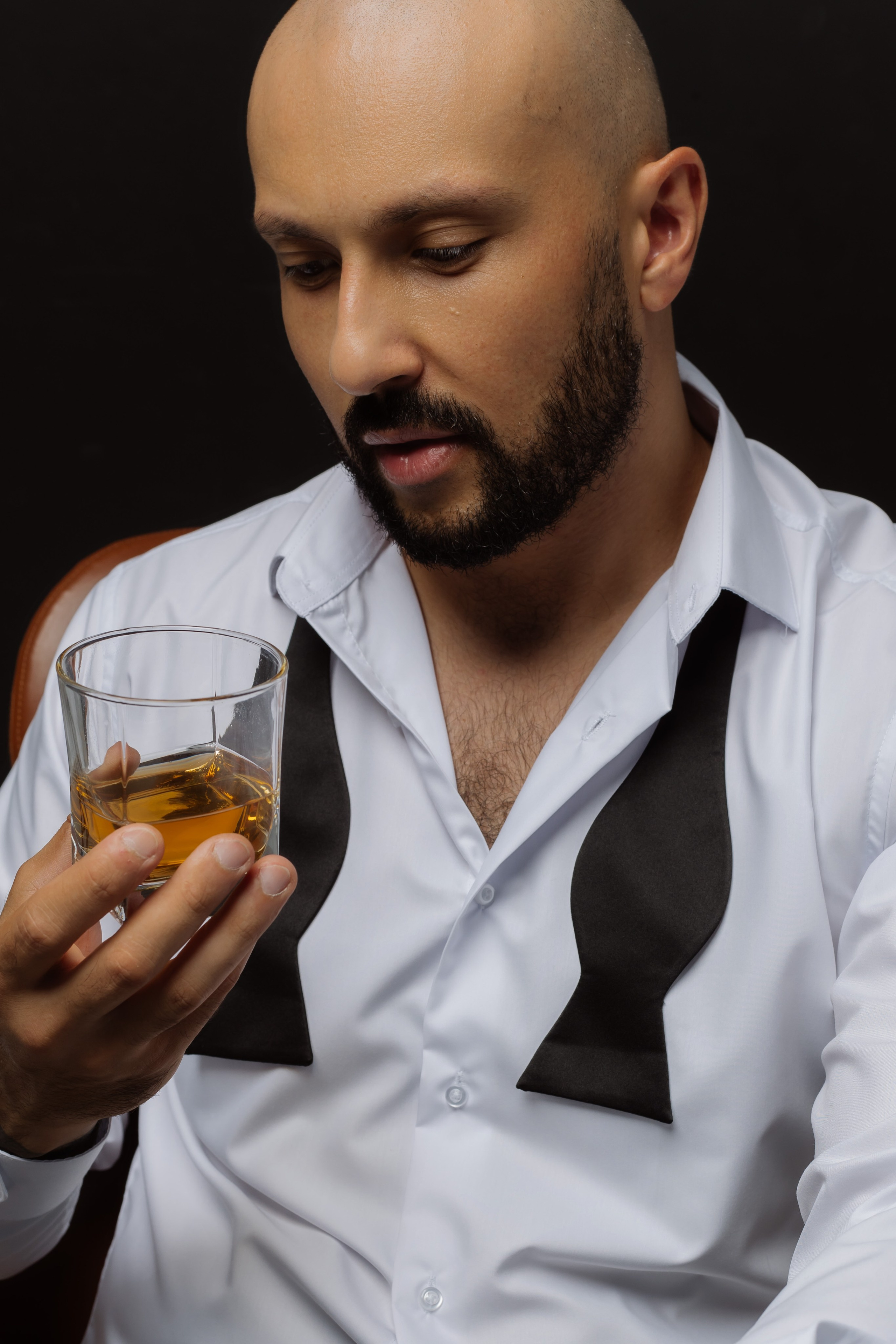 Мужская студийная фотосессия. Свадебный фотограф Калининград